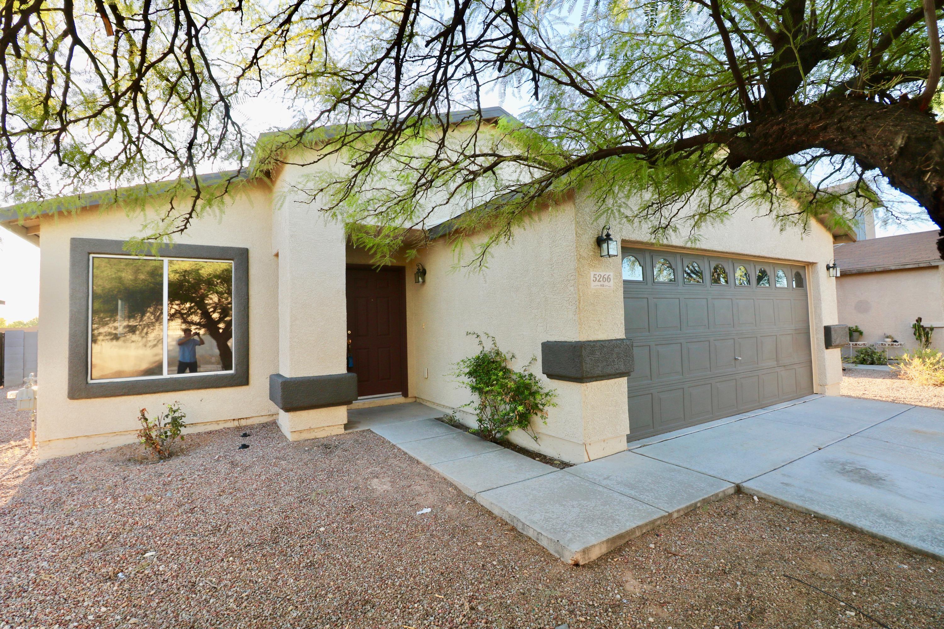 Beautiful single level home featuring 3 bedrooms, 2 baths and a 2-car garage in a convenient location! Remodeled with updated kitchen with stainless steel appliances, open layout with plenty of storage, a large master with walk-in closet, fresh paint, new carpet, separate laundry room, alarm system, and dining area.