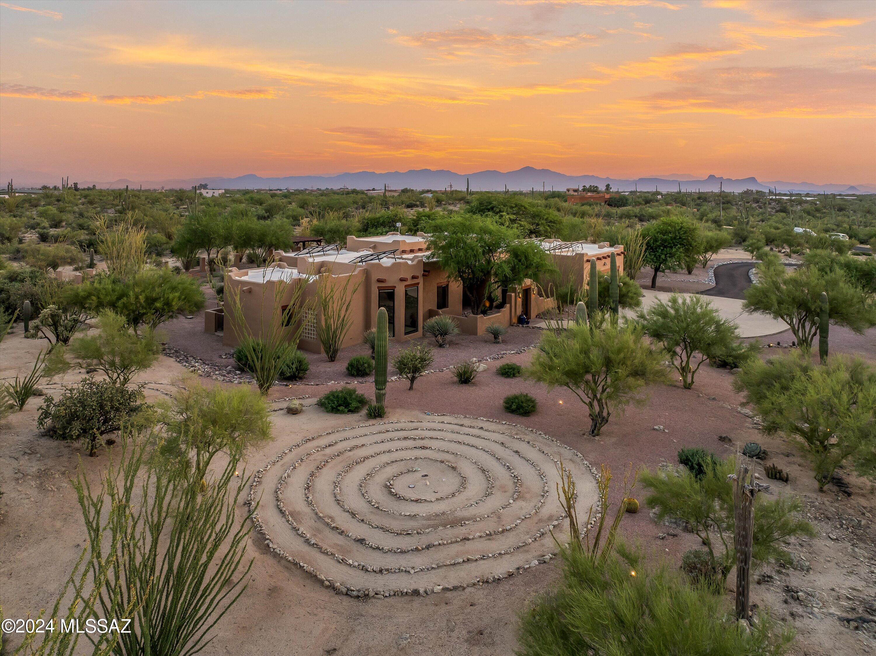 La Cholla Airpark - Residential