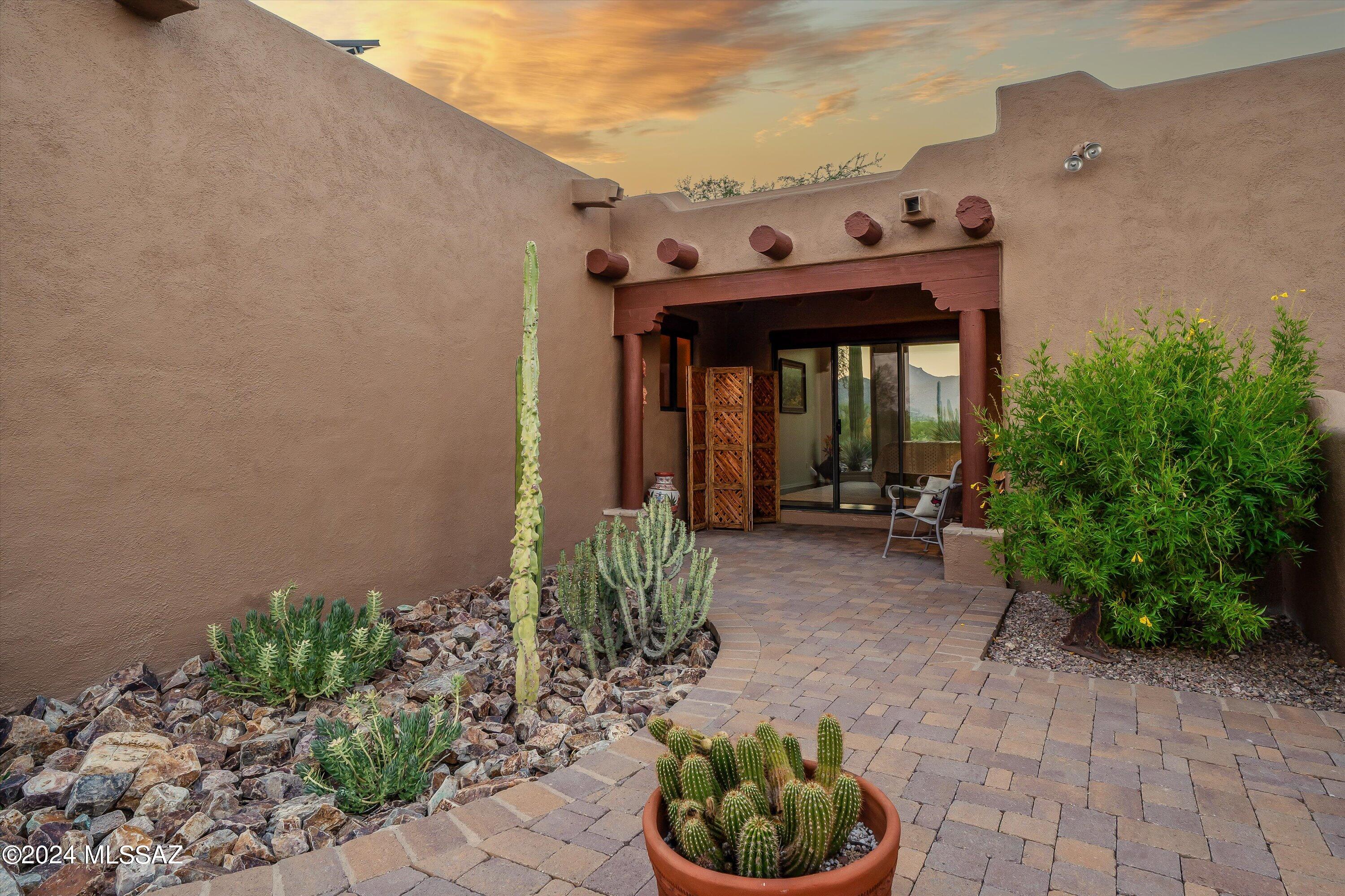 La Cholla Airpark - Residential
