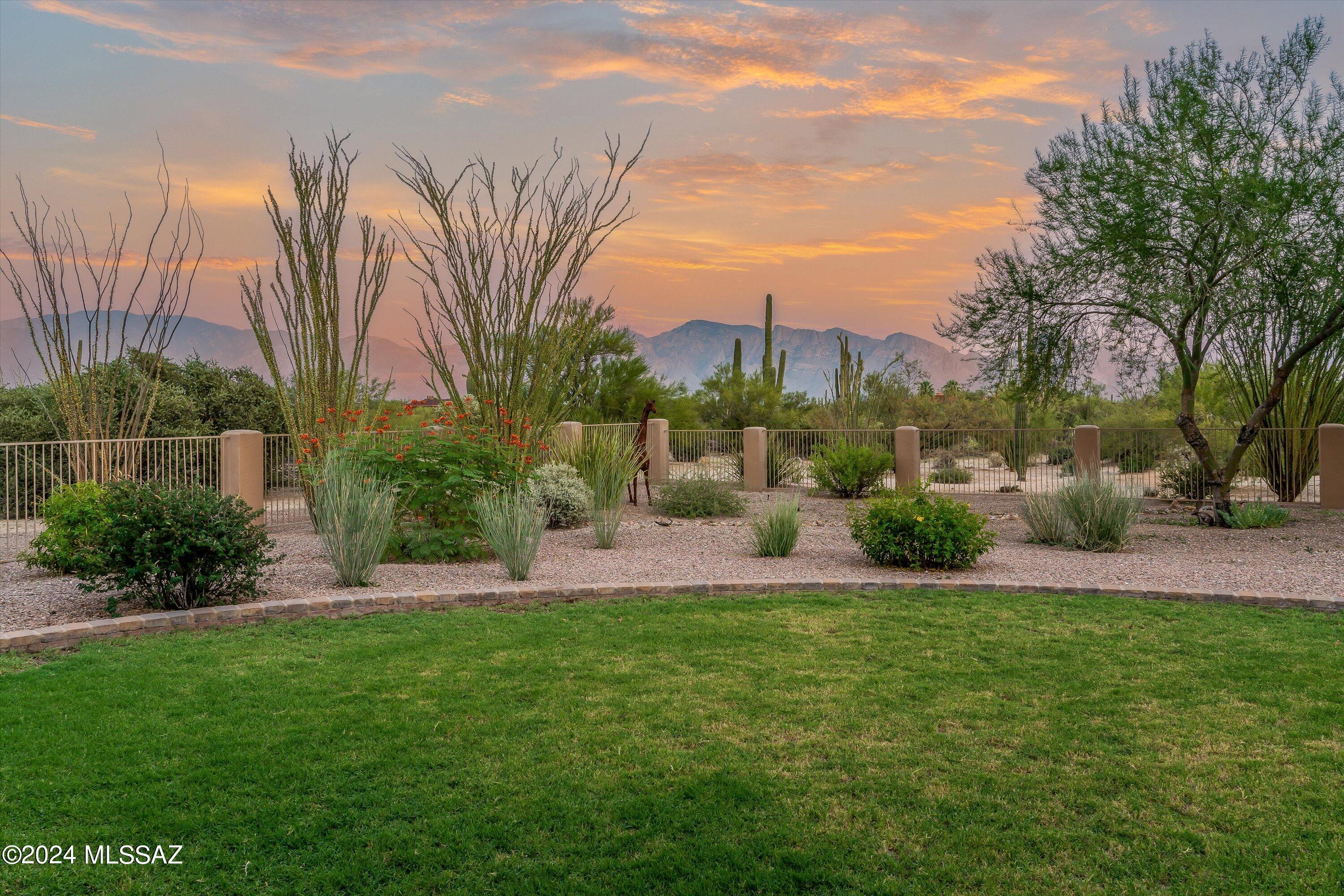 La Cholla Airpark - Residential