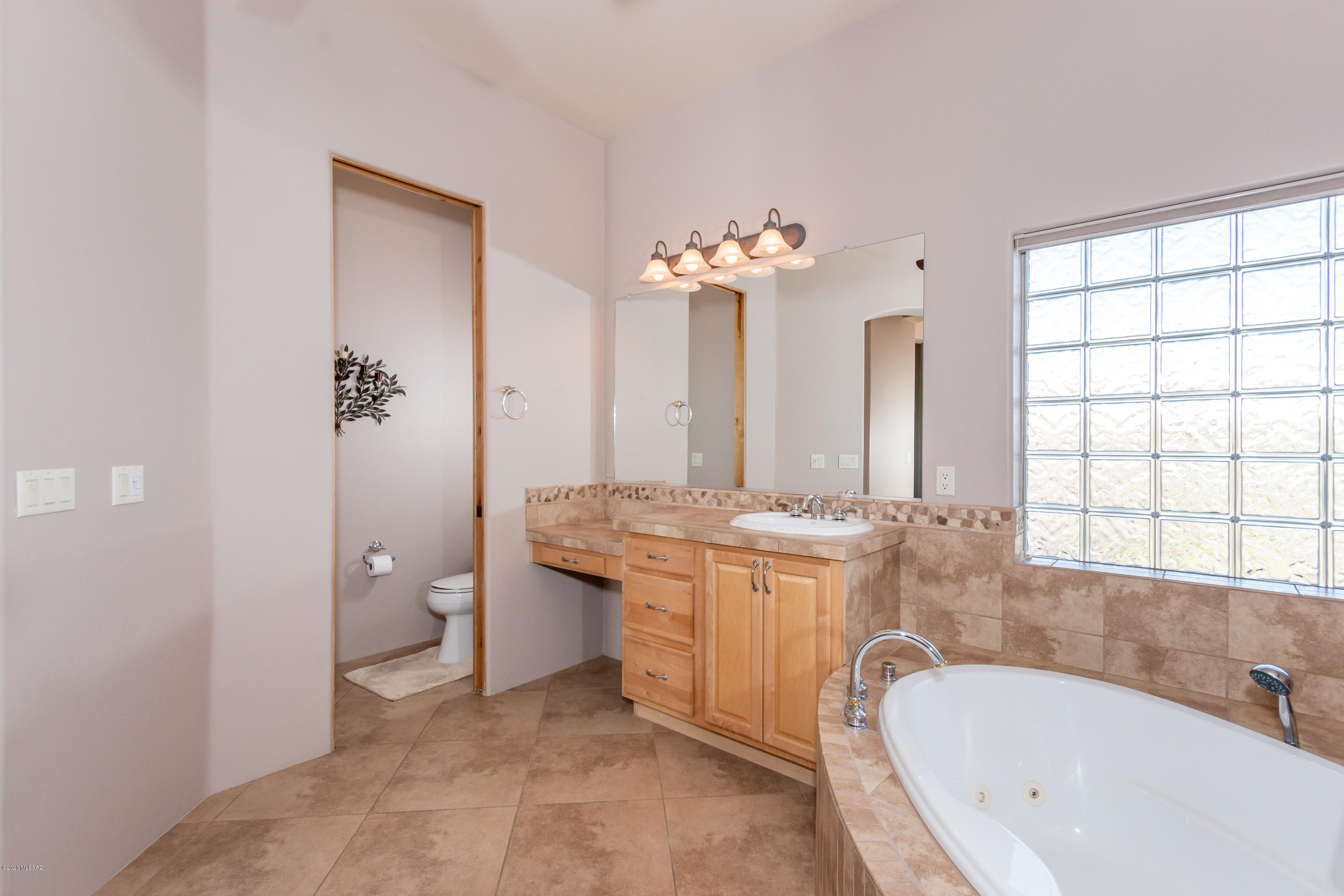 Dos Lagos at Dove Mountain (1-91) - Residential