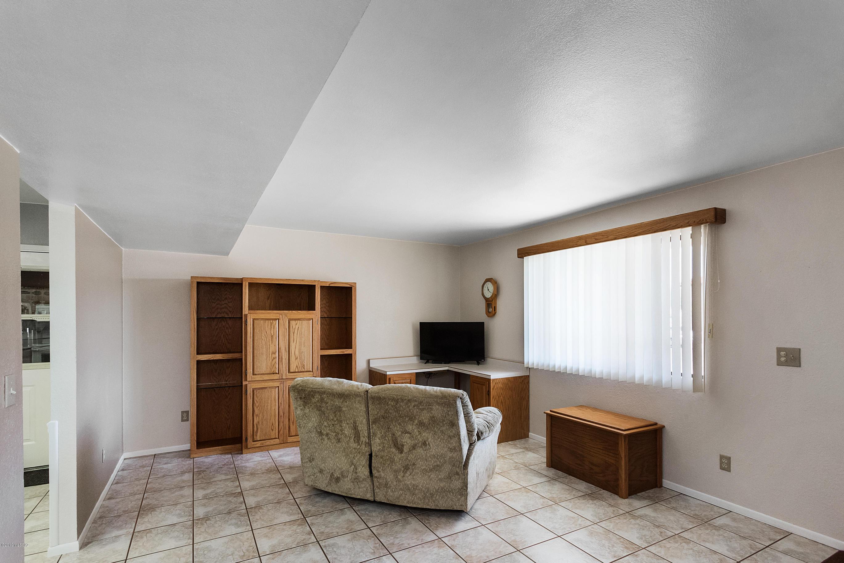 Orangewood Estates (110-212) - Residential