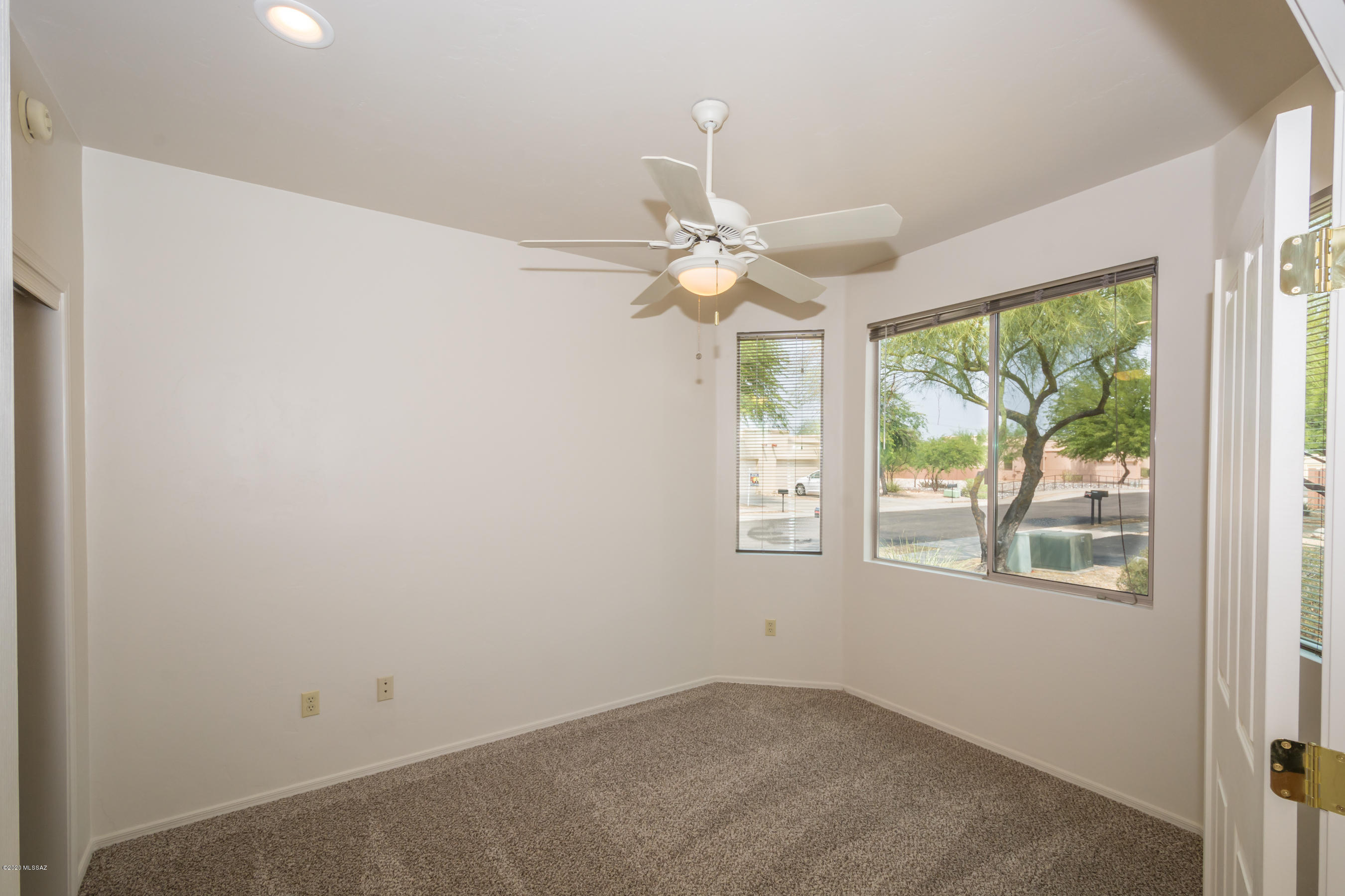 Peppersauce Townhomes(1-21) - Residential