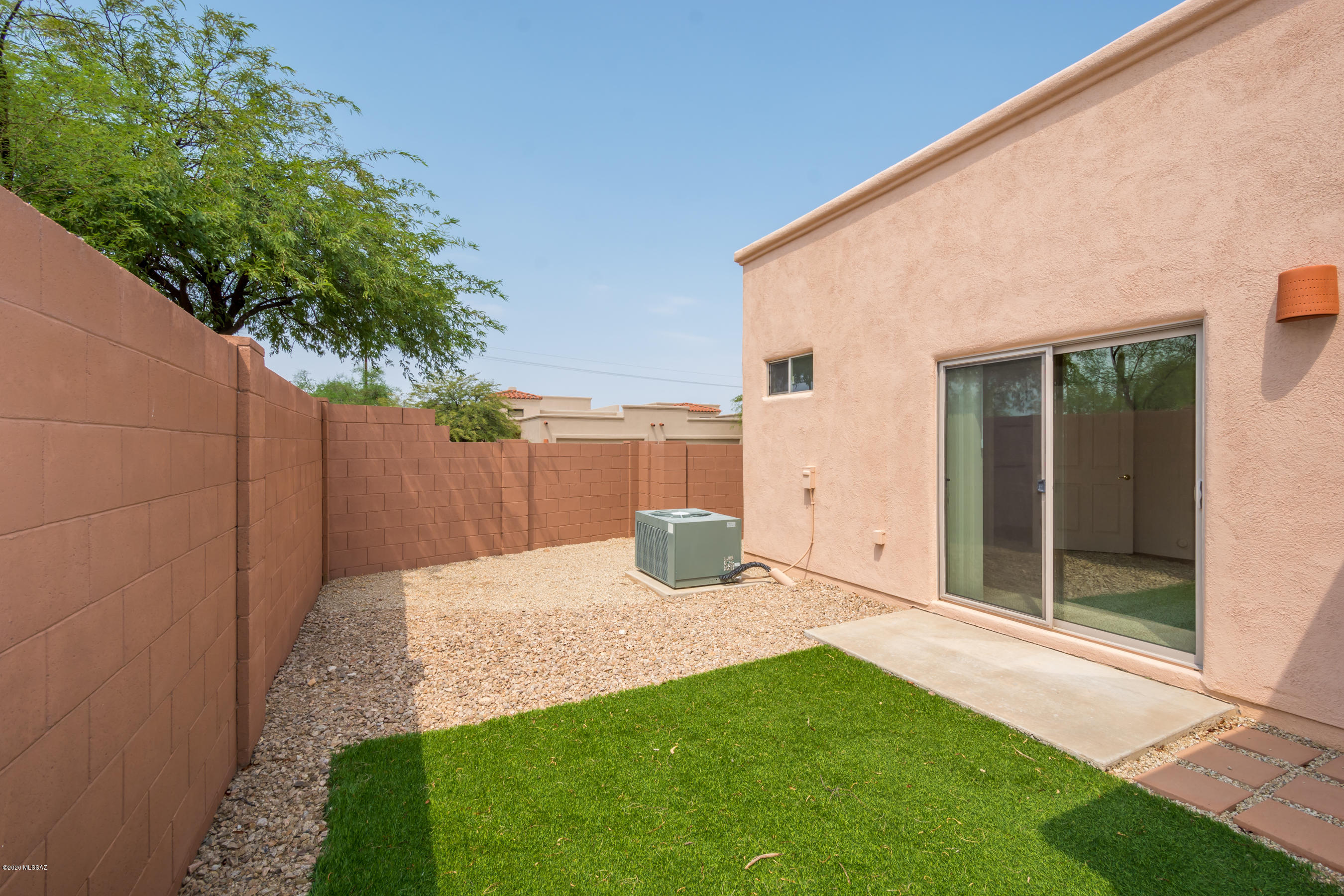 Peppersauce Townhomes(1-21) - Residential