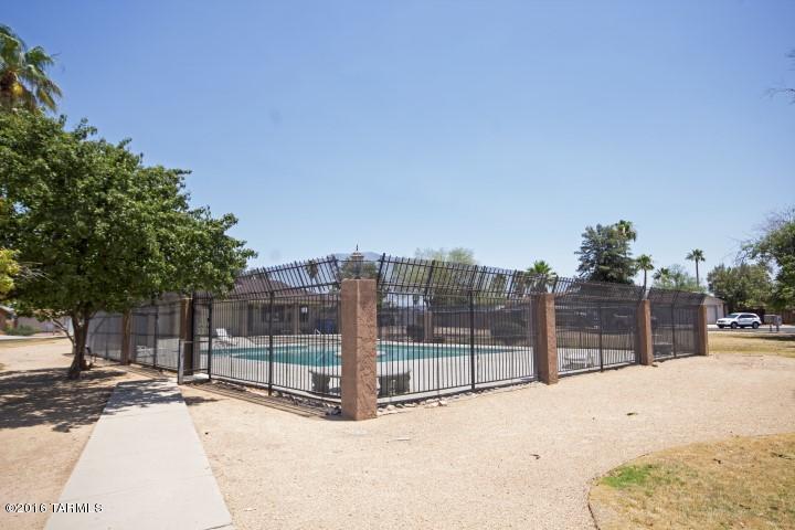 Edgebrooke Village (1-79) - Residential