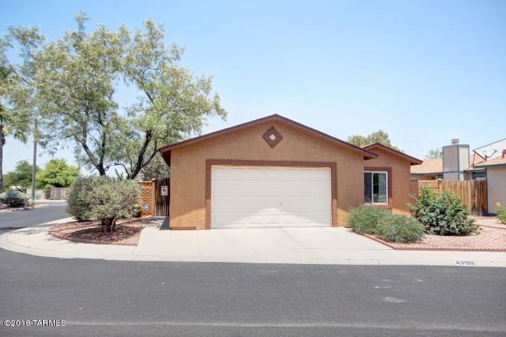 Edgebrooke Village (1-79) - Residential