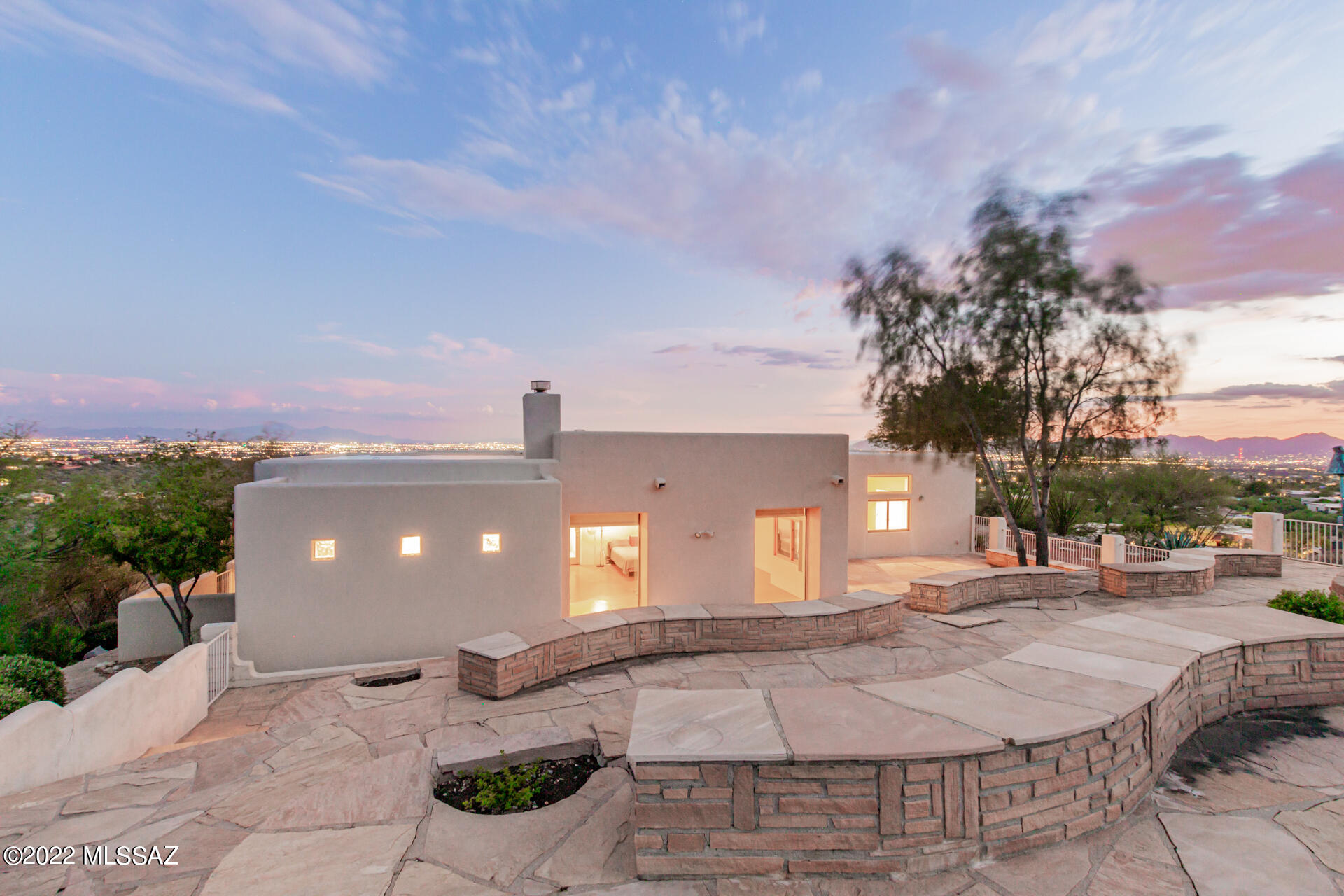 Finisterra (1-210) - Residential