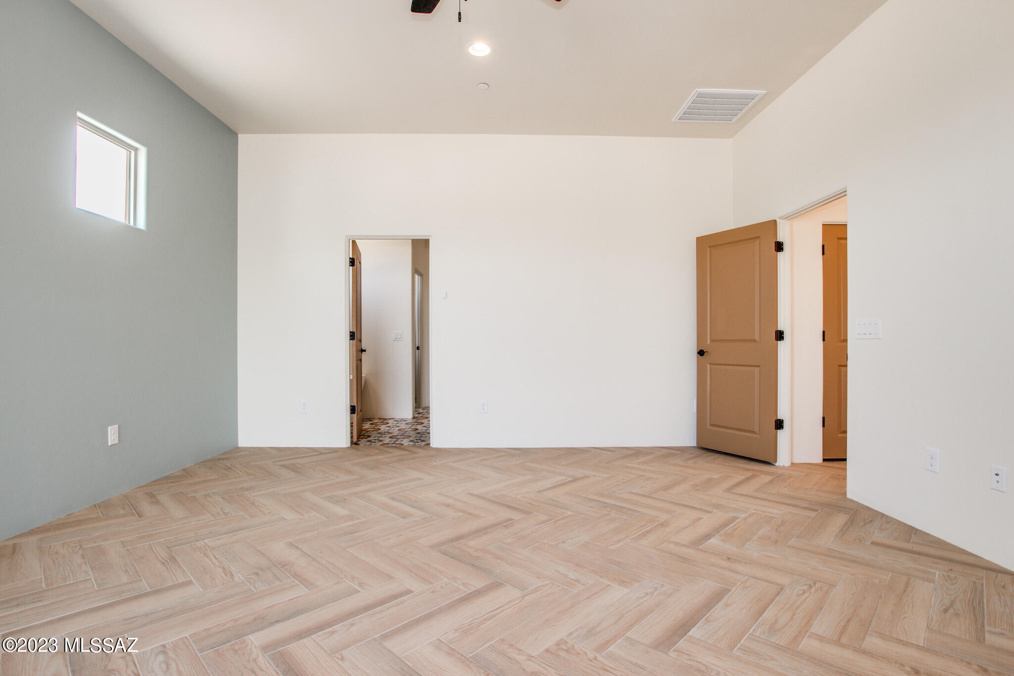 Unsubdivided - Residential