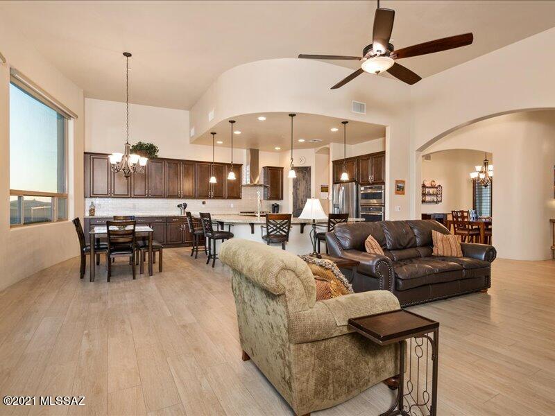 Coyote Creek (1-395) - Residential