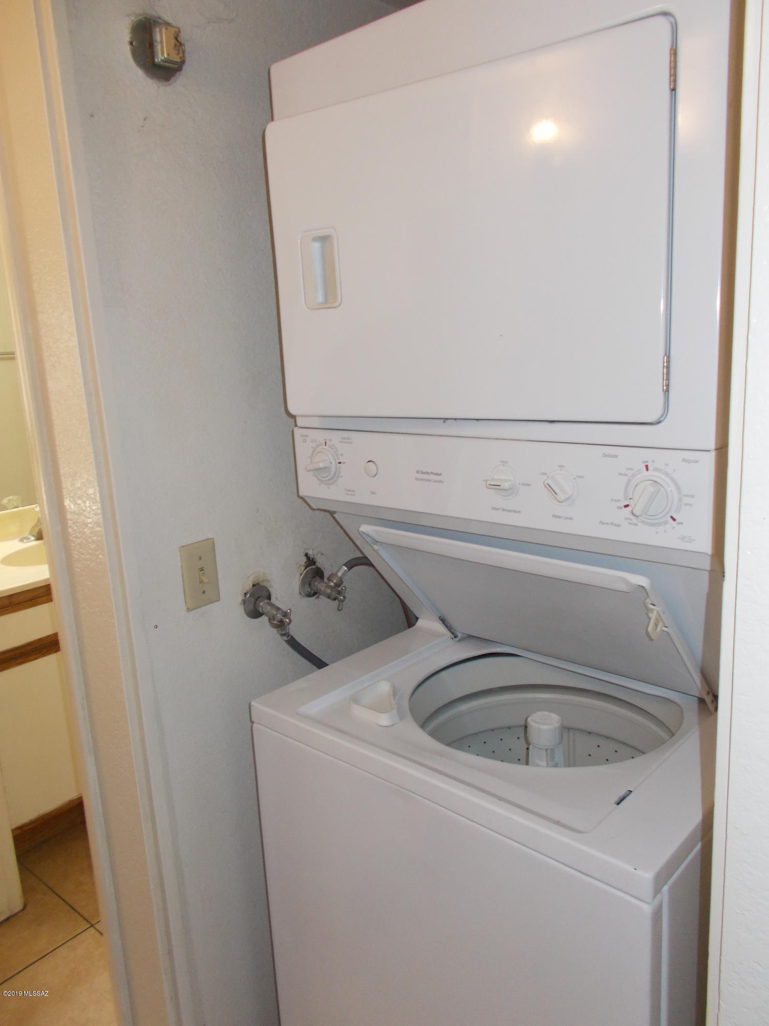 Village At Midvale Park Amend, (165-260) - Residential Lease