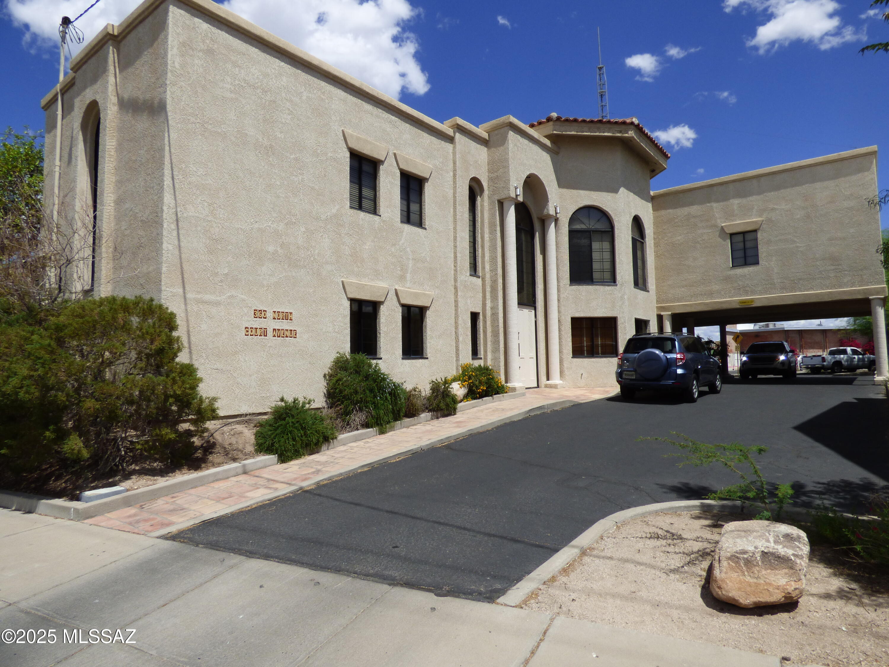 This downtown Tucson classic 2-story office building is ideal for law firms/attorneys, finance/accounting, insurance, architects and more.
Has custom solid oak doors and interior oak woodwork. conference room/law library, common area, support staff area and three built-in work areas
Nine insulated private offices (3 first floor and 6 second floor) ranging from 12X14' to 18X14.5' 
Close to federal, state and local governmental offices & courts. Near Tucson Streetcar line with connection to University of Arizona Main Campus.
24 hour exterior and building entrance video surveillance.
Free city parking on Court Ave and Church St.
This property is also available for lease with private offices ranging from $650 to $1400.