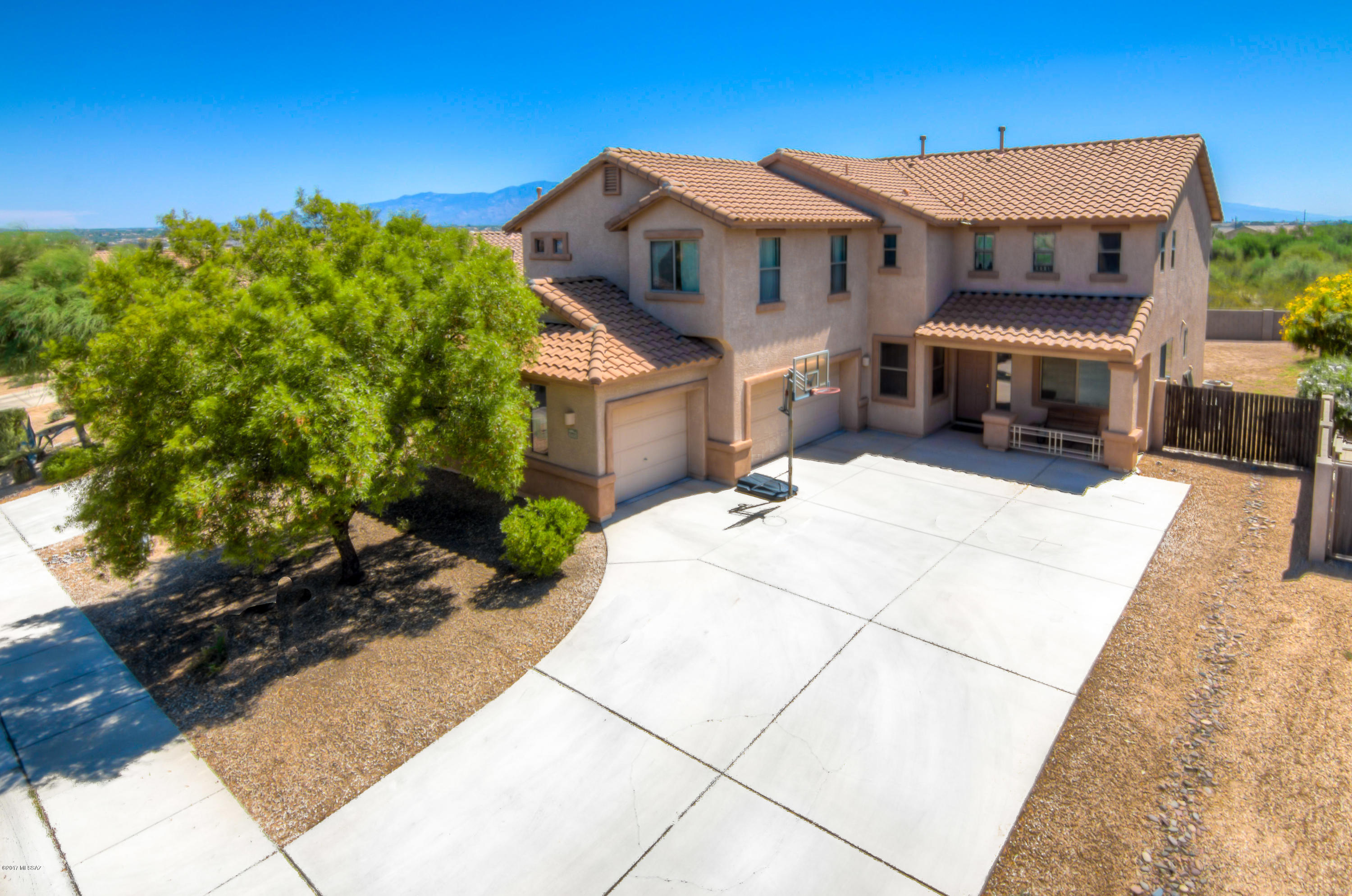 Silverbell Place (1-153) - Residential