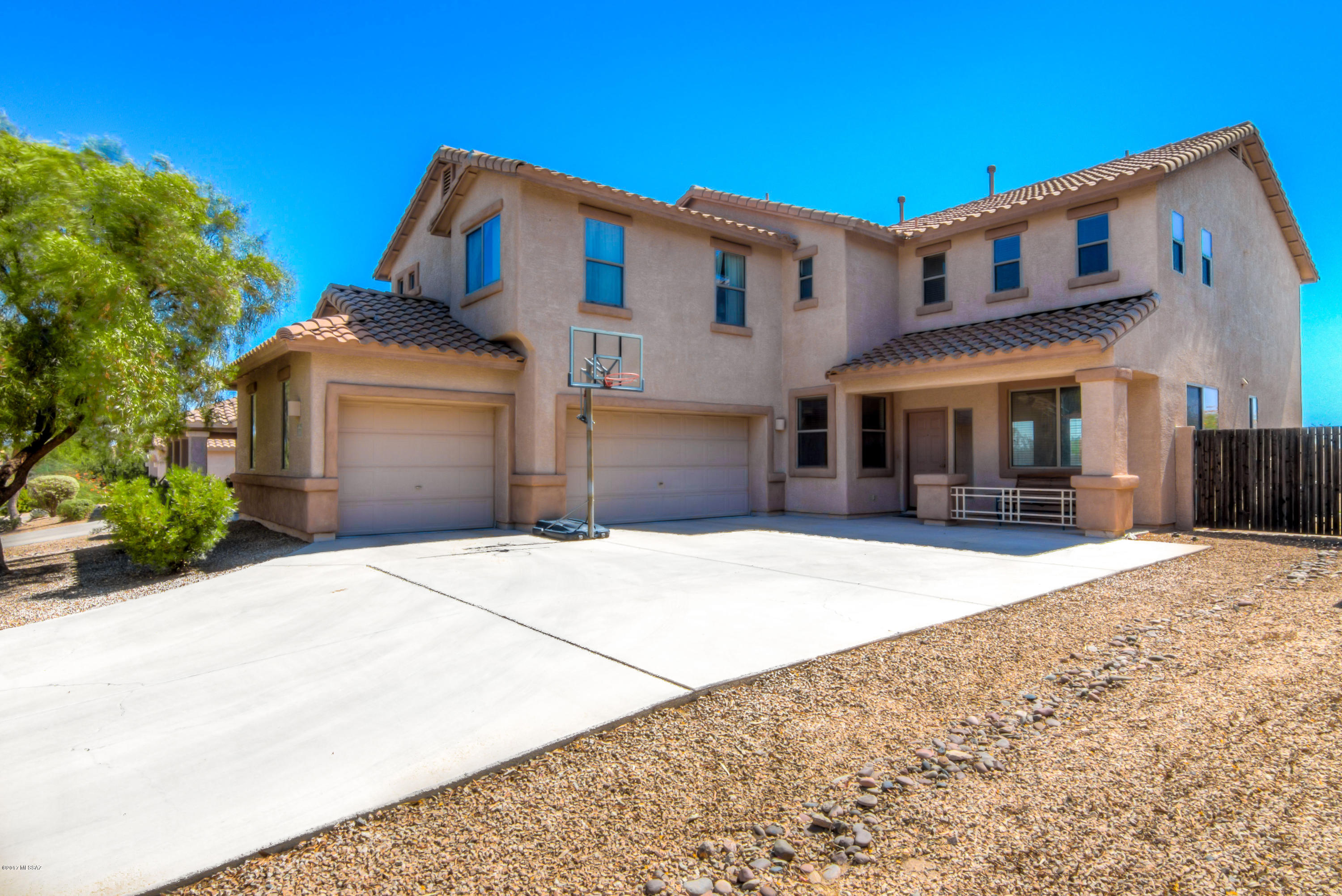 Silverbell Place (1-153) - Residential
