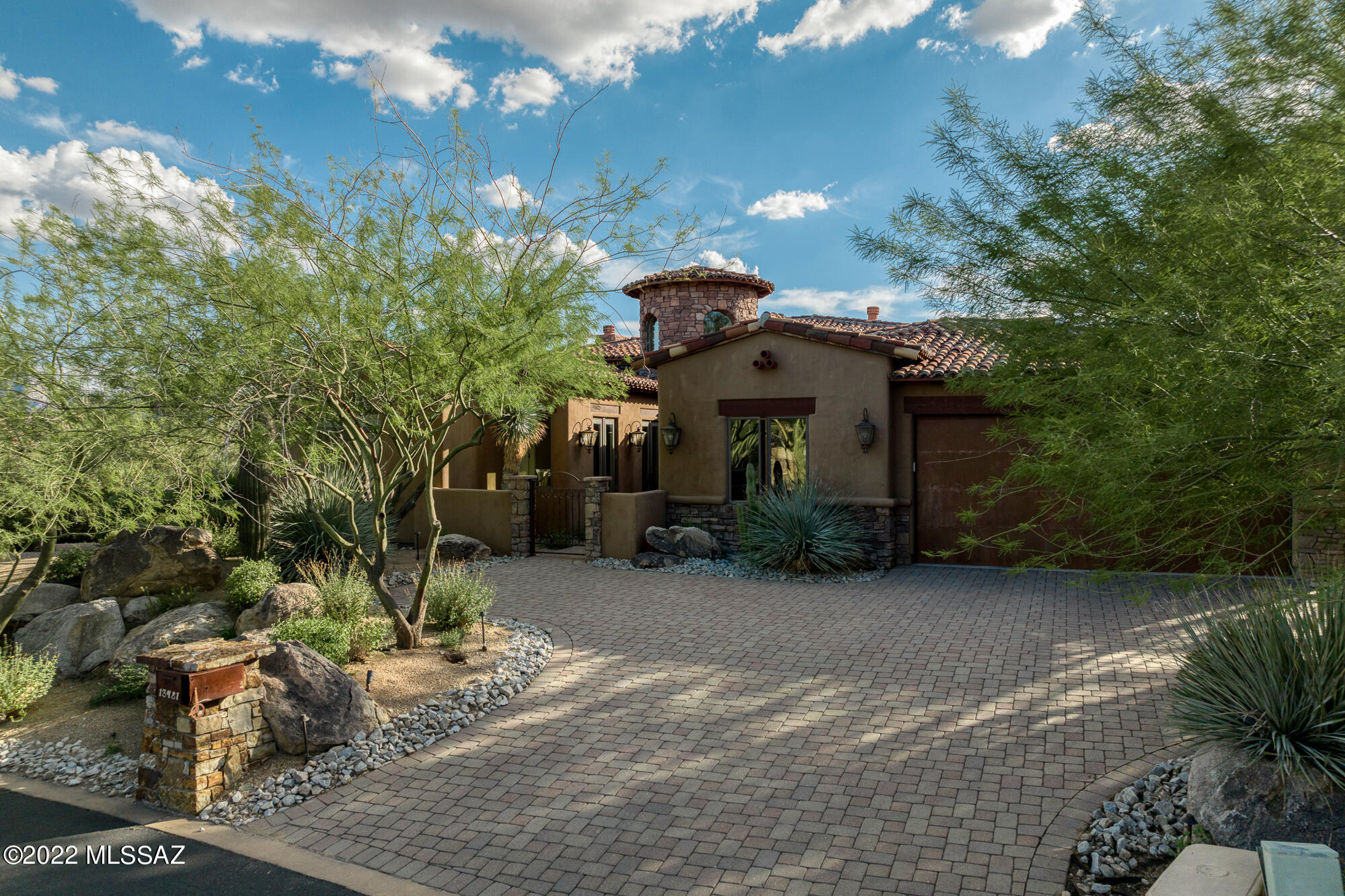 Stone Canyon VI - Residential