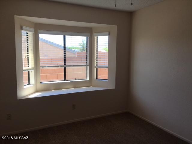 Macalester Park (1-142) - Residential