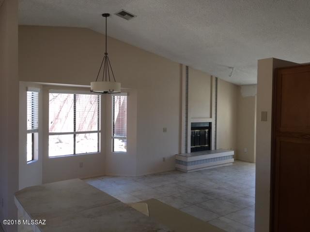 Macalester Park (1-142) - Residential