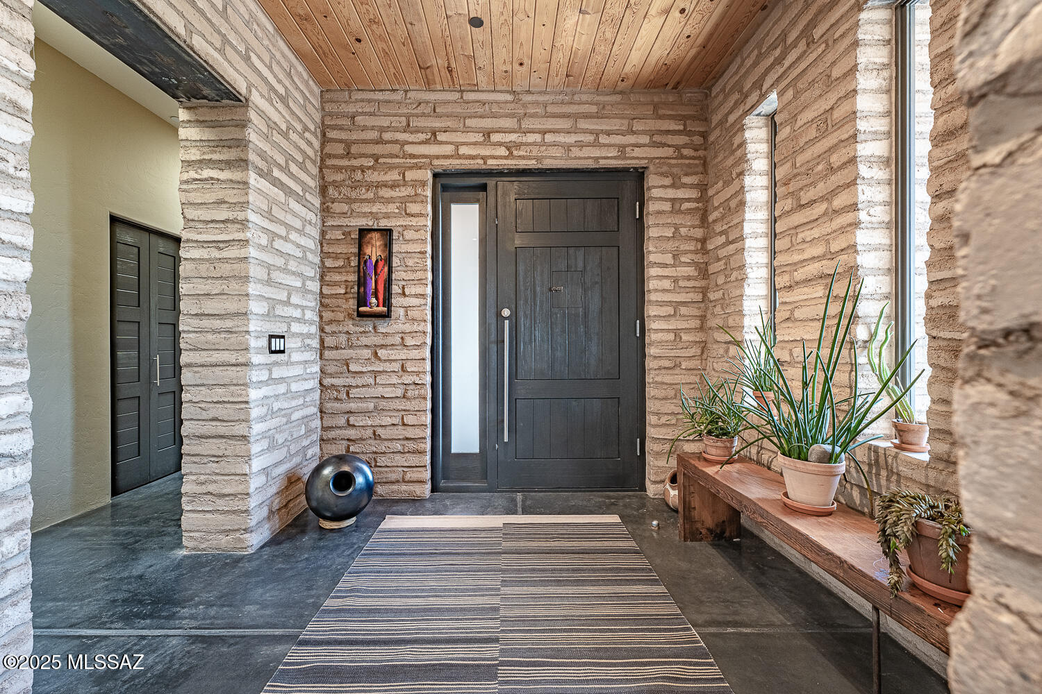 Colonia Real (1-50) - Residential