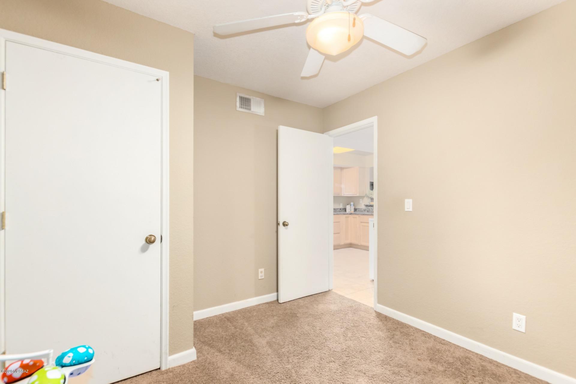 Country Club View Condos. - Residential