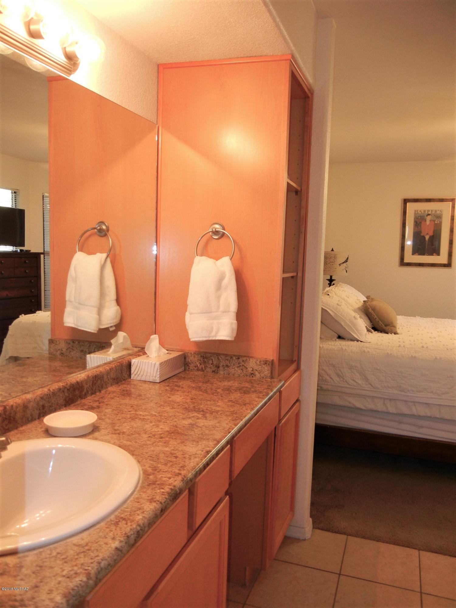 Greens at Ventana Canyon - Residential