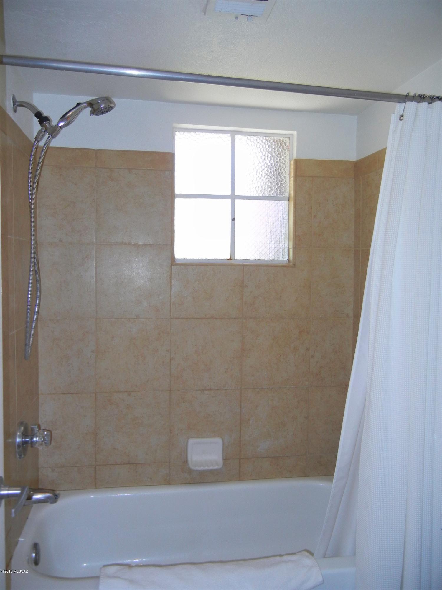 Greens at Ventana Canyon - Residential