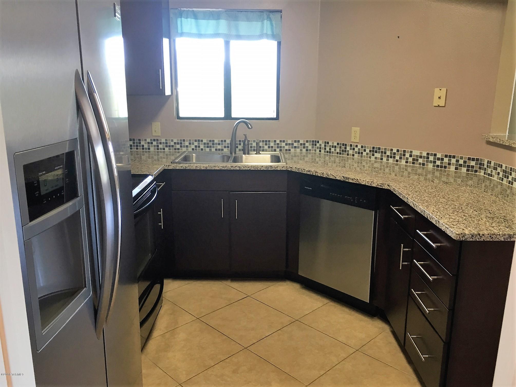 Veranda at Ventana Condominiums - Residential Lease