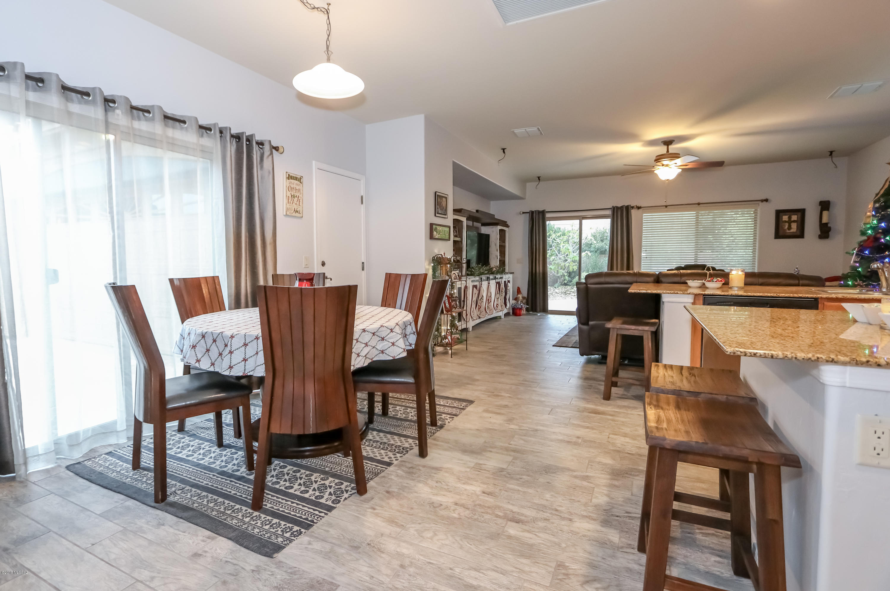 Encanto Del Lago (1-82) - Residential