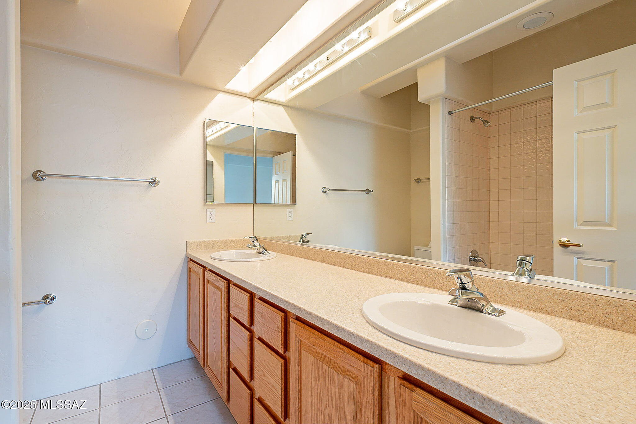 Canyon Ridge (1-40) - Residential