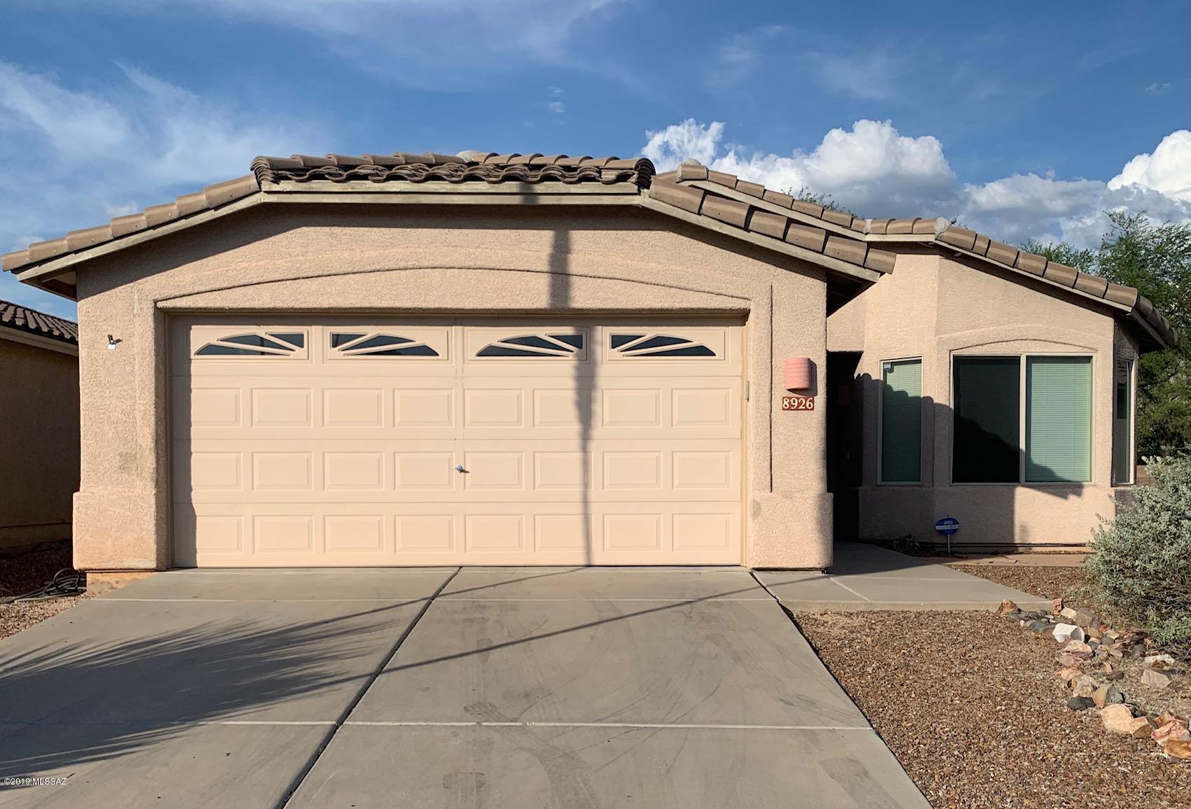 DON'T MISS THIS AFFORDABLE 4 BDRMS HOME FOR YOUR GROWING FAMILY IN A DESIRABLE SUBDIVISION IN NW TUCSON, CLOSE TO SCHOOL, HOSPITAL, PARK, SHOPPING&RESTAURANTS (FOOTHILL MALL)
AND MORE...IT HAS A SPACIOUS OPEN FLOOR PLAN, OPEN KITCHEN W/BREAKFAST NOOK, MASTER BDRM HAS LARGE WALK-IN CLOSET, TILE FLOORING THROUGH OUT EXCEPT BEDRMS, REFRIGERATOR, WASHER&DRYER  ARE INCLUDED W/THE SALE IN AS-IS CONDITION.  LARGE BACKYARD W/FLAGSTONE, MATURED TREES, AND WATER FEATURE & OUTDOOR FIREPLACE IN AS-IS CONDITION.