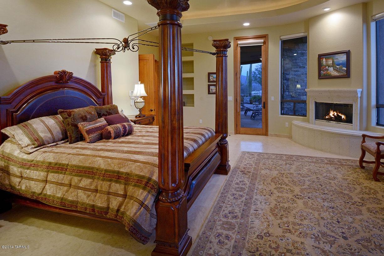 Sabino Mountain (1-290) - Residential