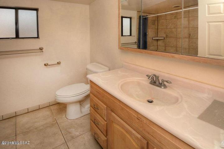 Feldmans Add - Residential Lease