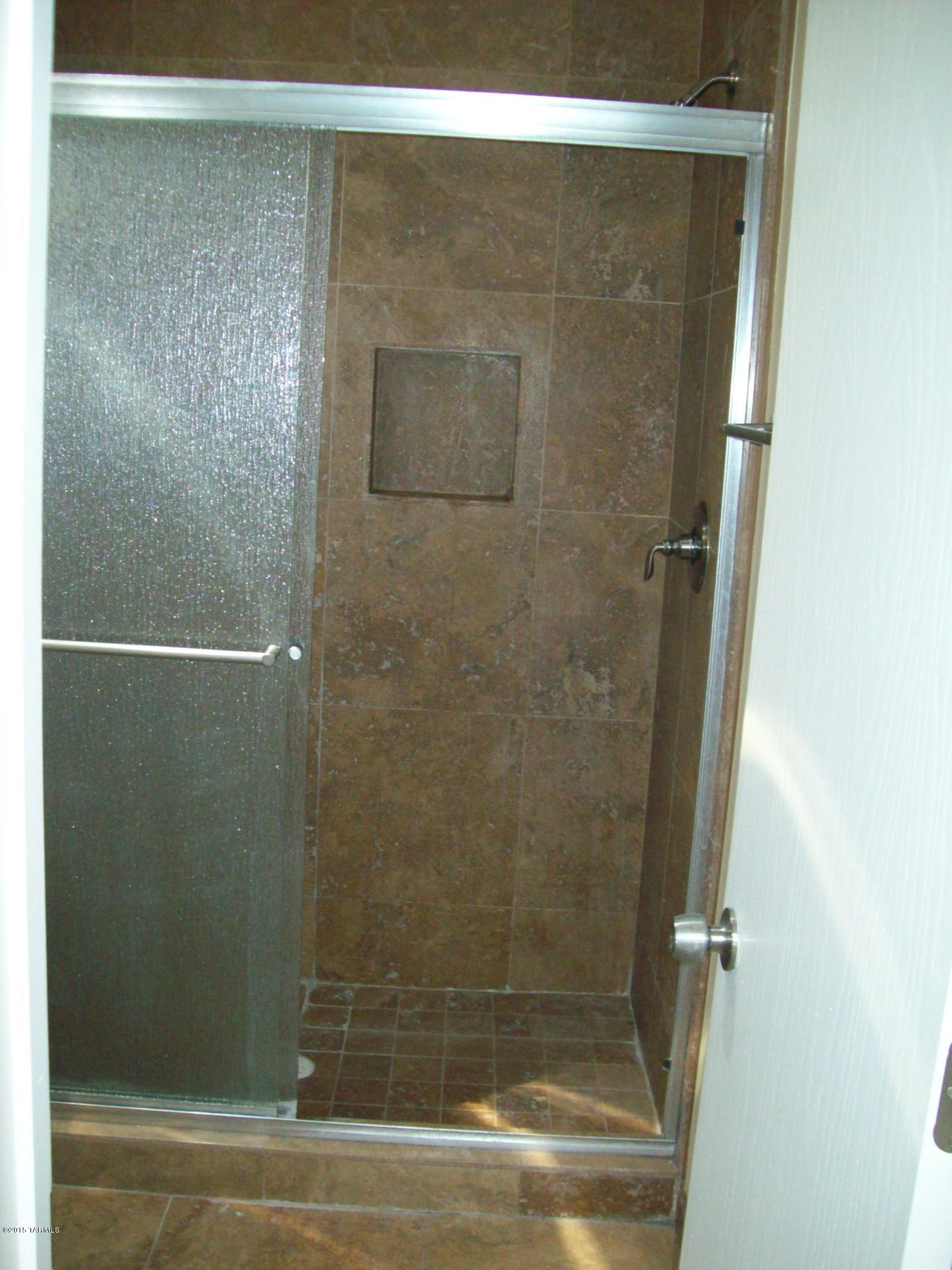 Linden Place Condos (1-34) - Residential Lease
