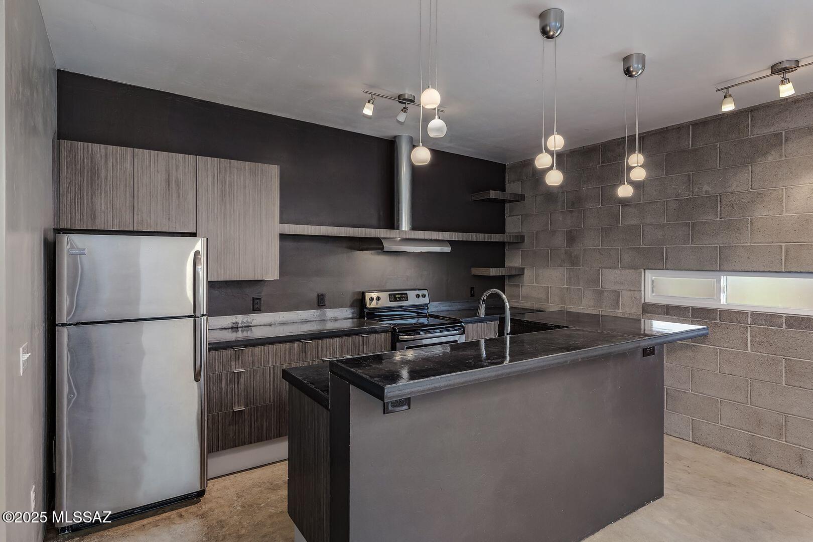 Farmington Addition - Residential Lease