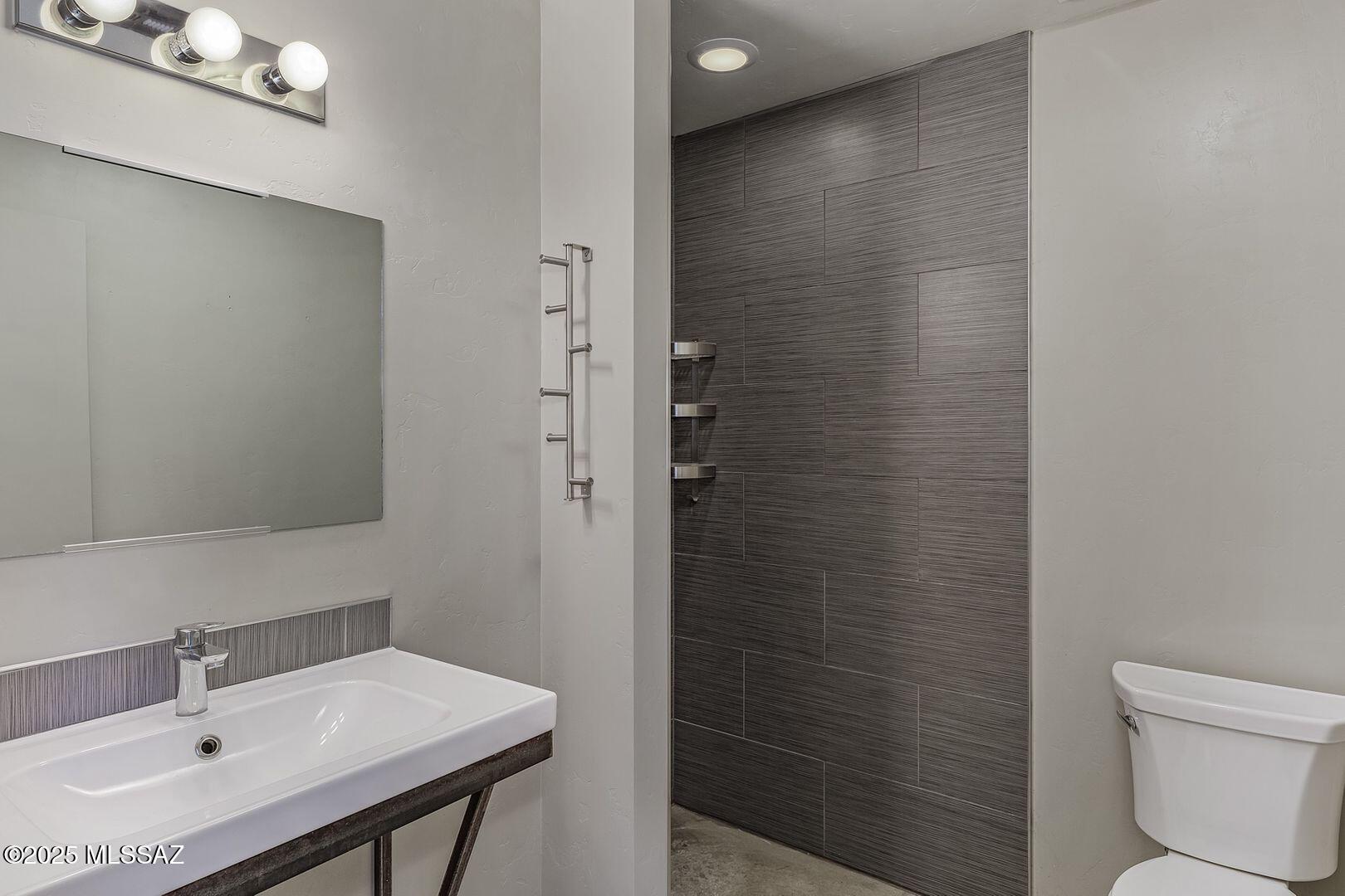 Farmington Addition - Residential Lease
