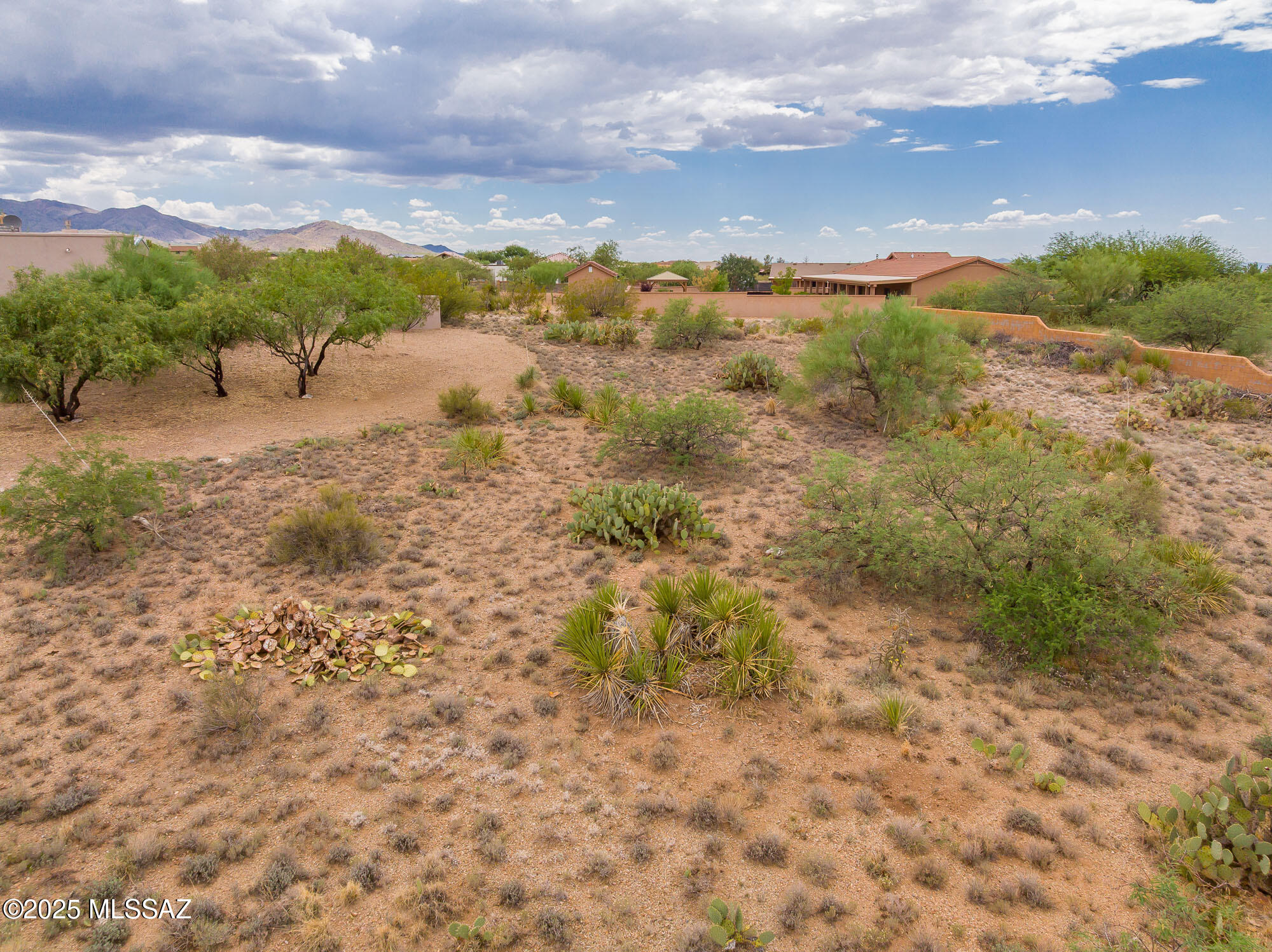 New Tucson Unit NO. 25 - Land