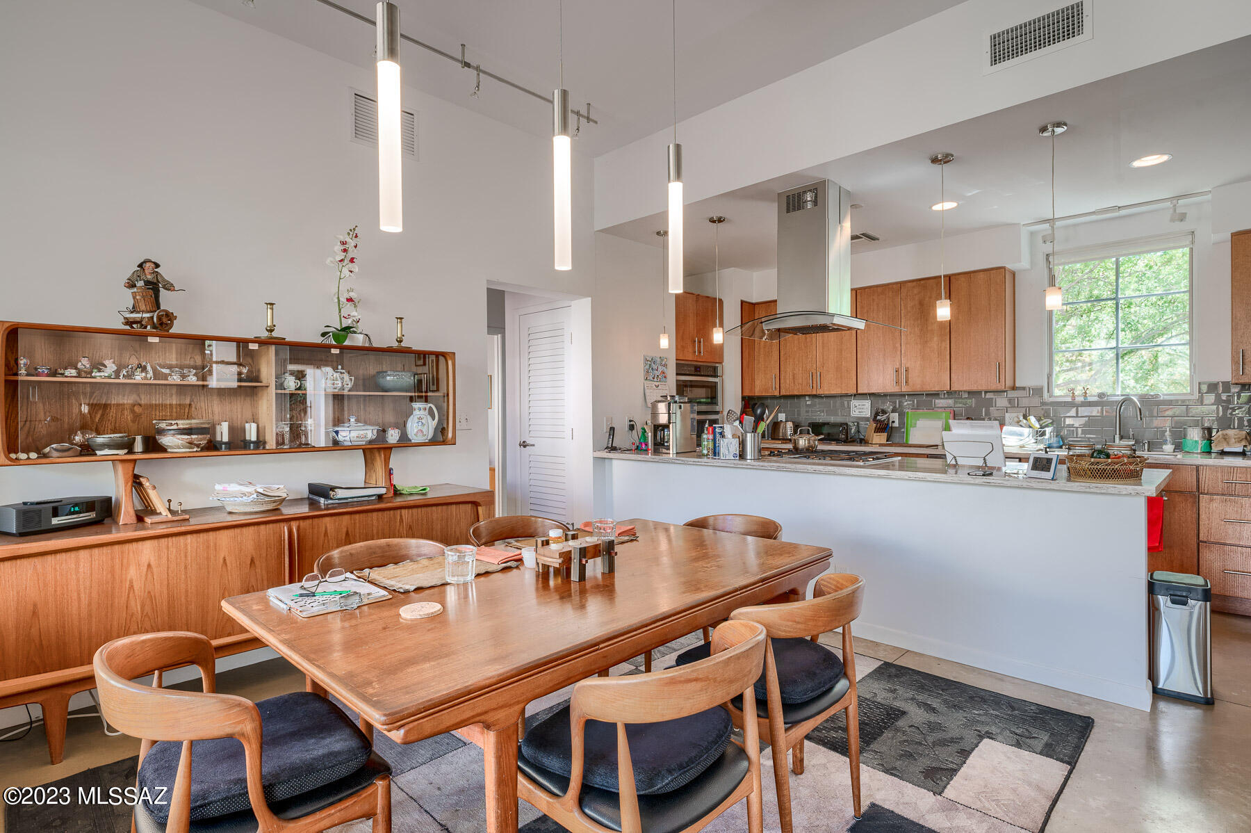 Mercado District of Menlo Park Blks A-D (1-100) - Residential