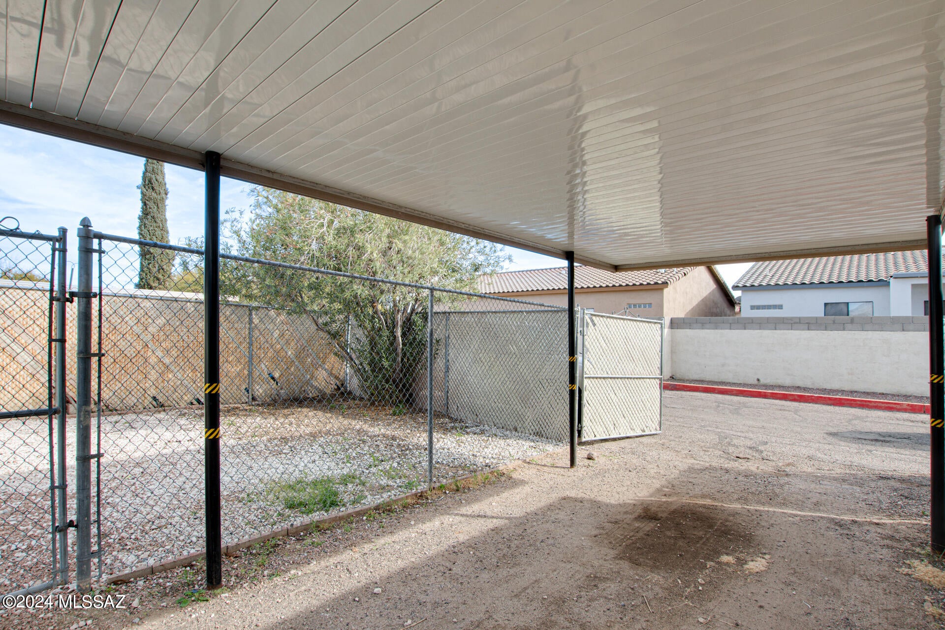 Palm Grove Clusters (186-349, 543) - Residential Lease