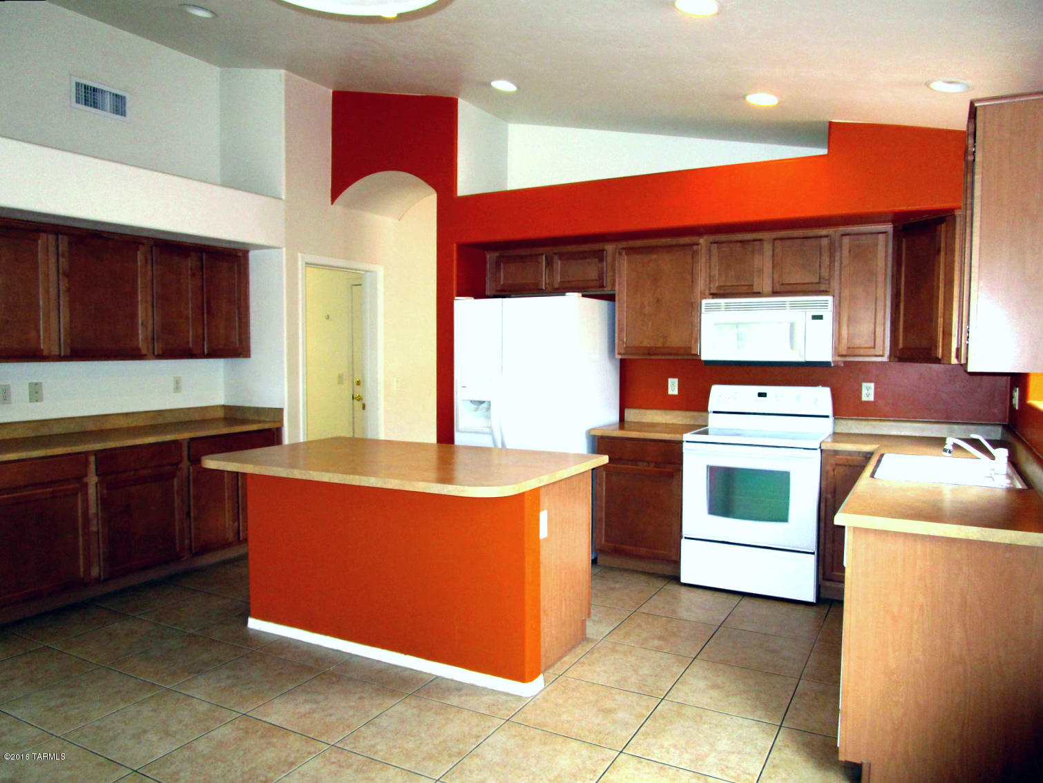 Rancho Del Lago (608-1030) - Residential Lease