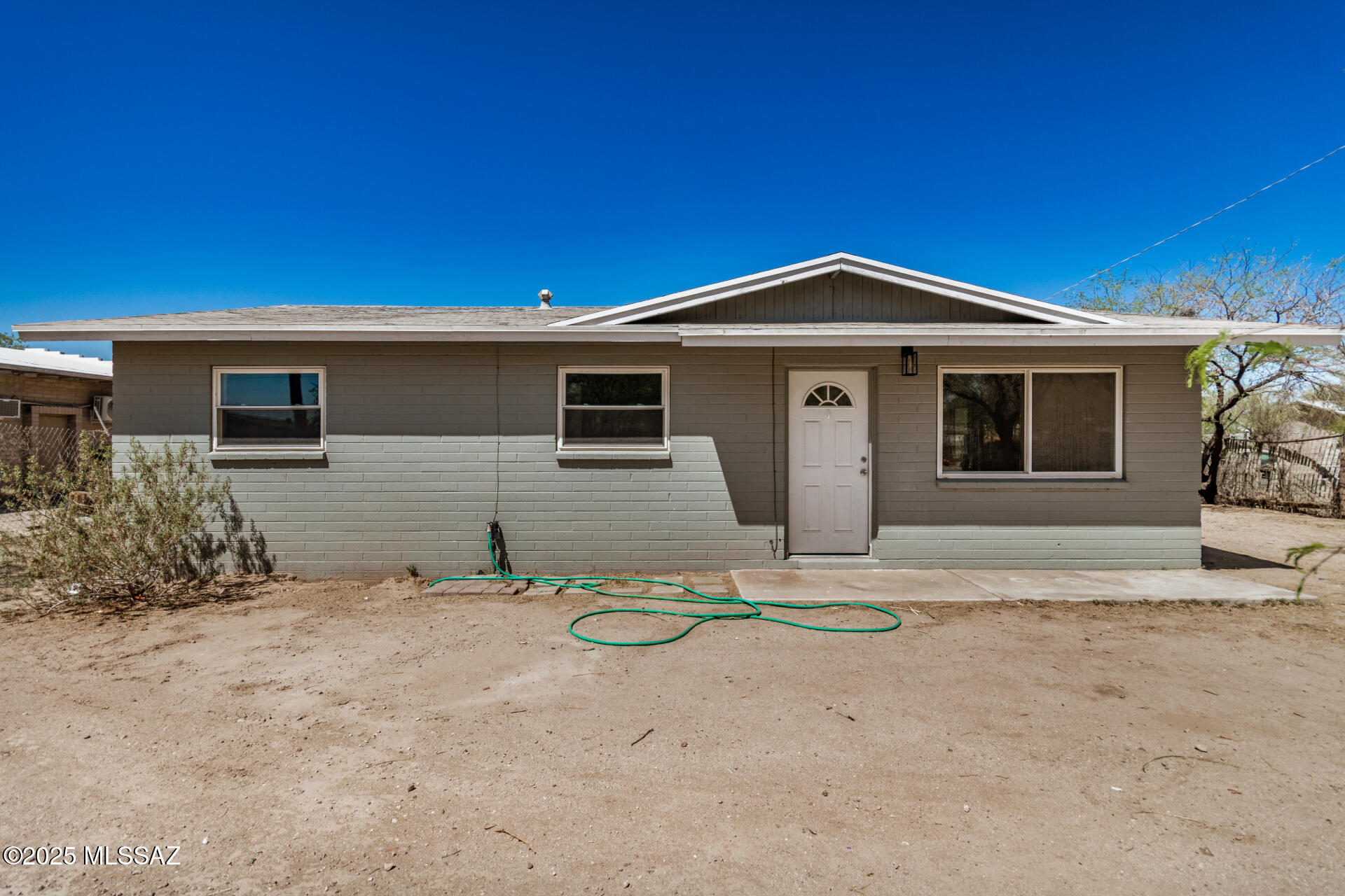 SELLER FINANCING AVAILABLE! Seller is offering $500 towards buyer's closing costs, with 20% down payment and fully amortized for 30 years at 9.9%. Make this charming 3-bedroom residence yours! You're welcomed by an inviting living room with a neutral palette and durable tile flooring for easy maintenance. The eat-in kitchen comes with warm wood cabinetry and built-in appliances for an enjoyable cooking experience. All bedrooms are cozy and well-sized, ensuring ample closet space and a private atmosphere for restful evenings. Discover a sizeable backyard, offering abundant space for crafting your dream outdoor oasis. Don't miss out on this fantastic opportunity!