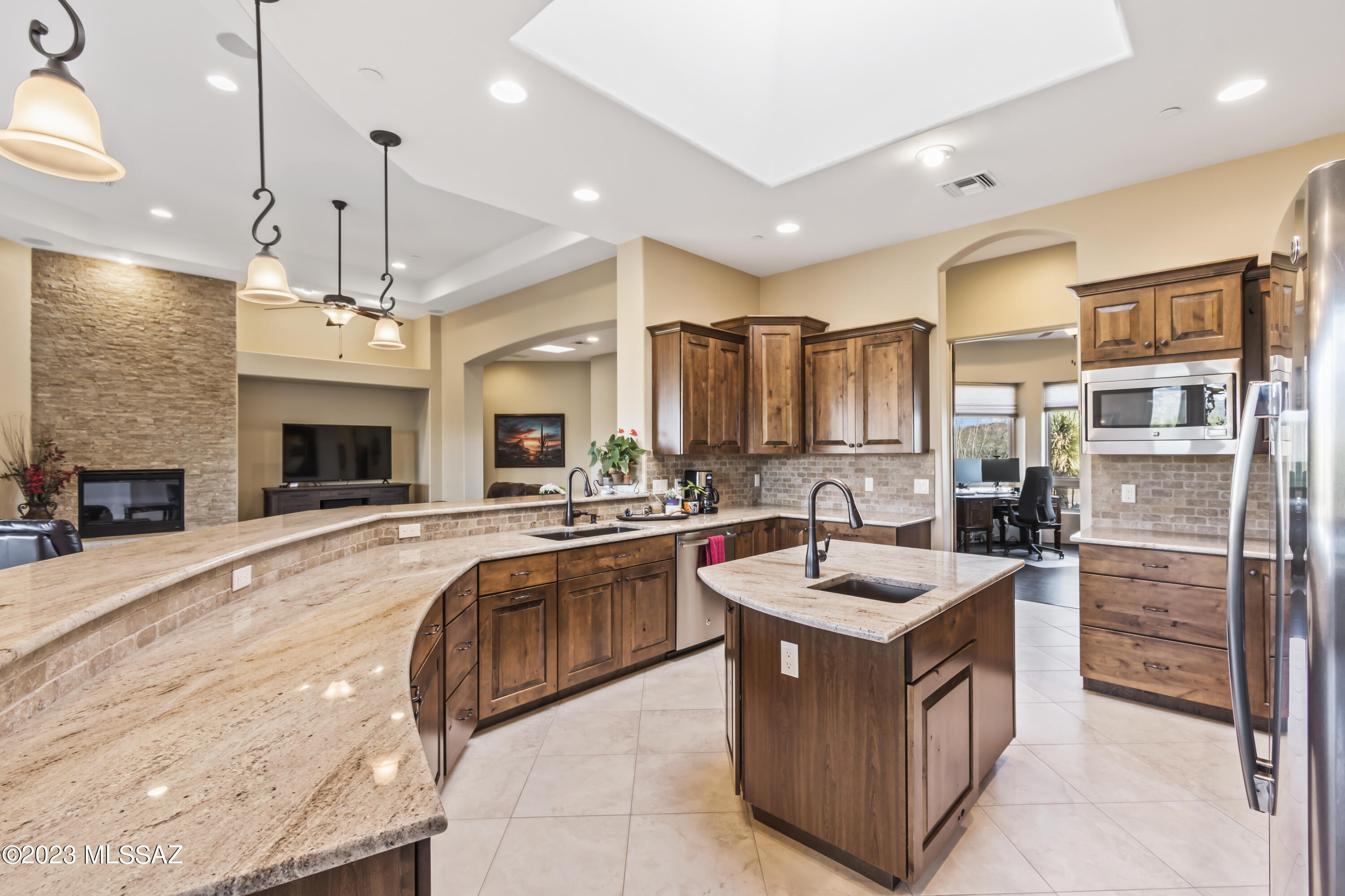 Coyote Creek (1-395) - Residential