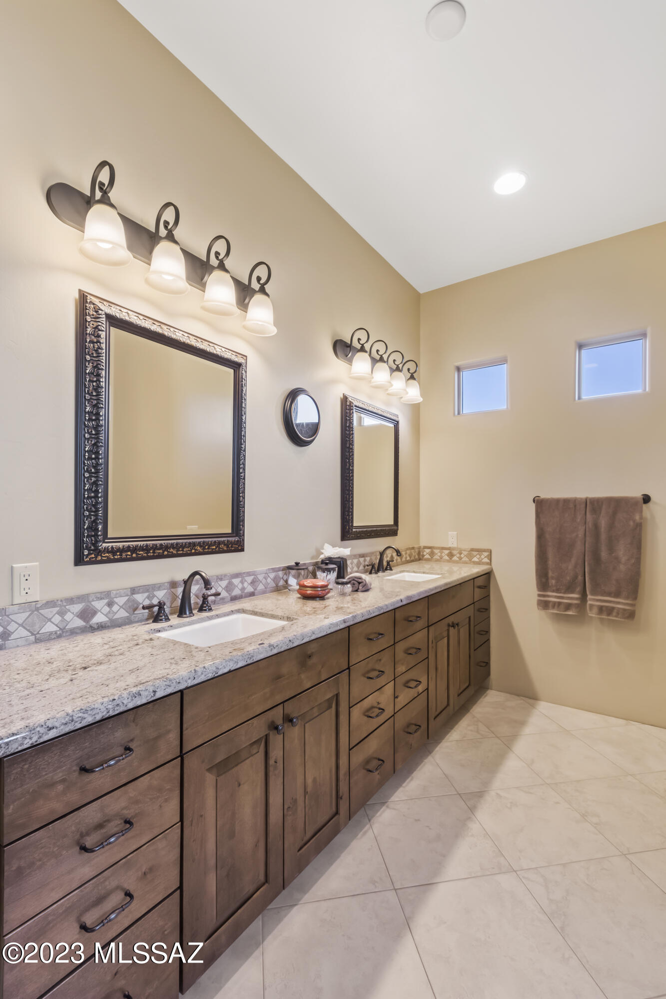 Coyote Creek (1-395) - Residential