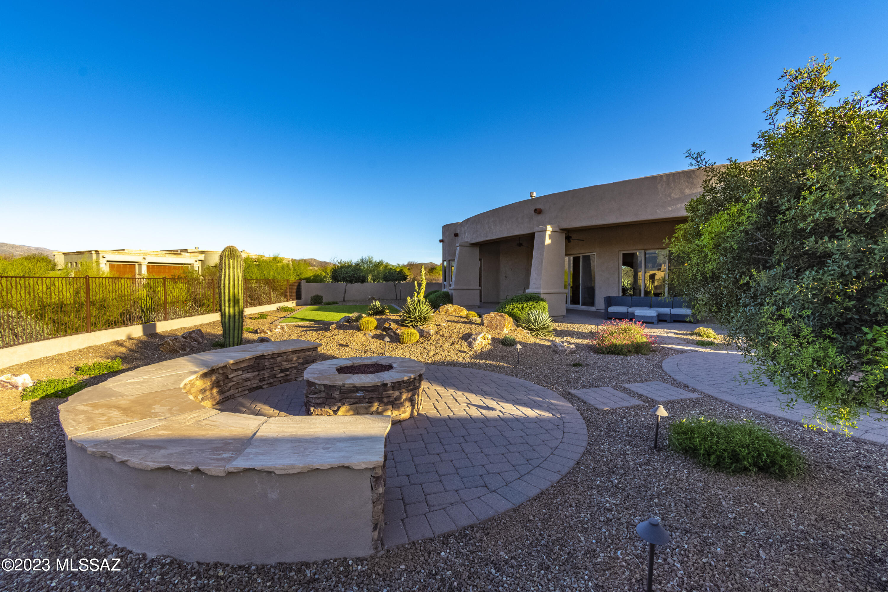 Coyote Creek (1-395) - Residential