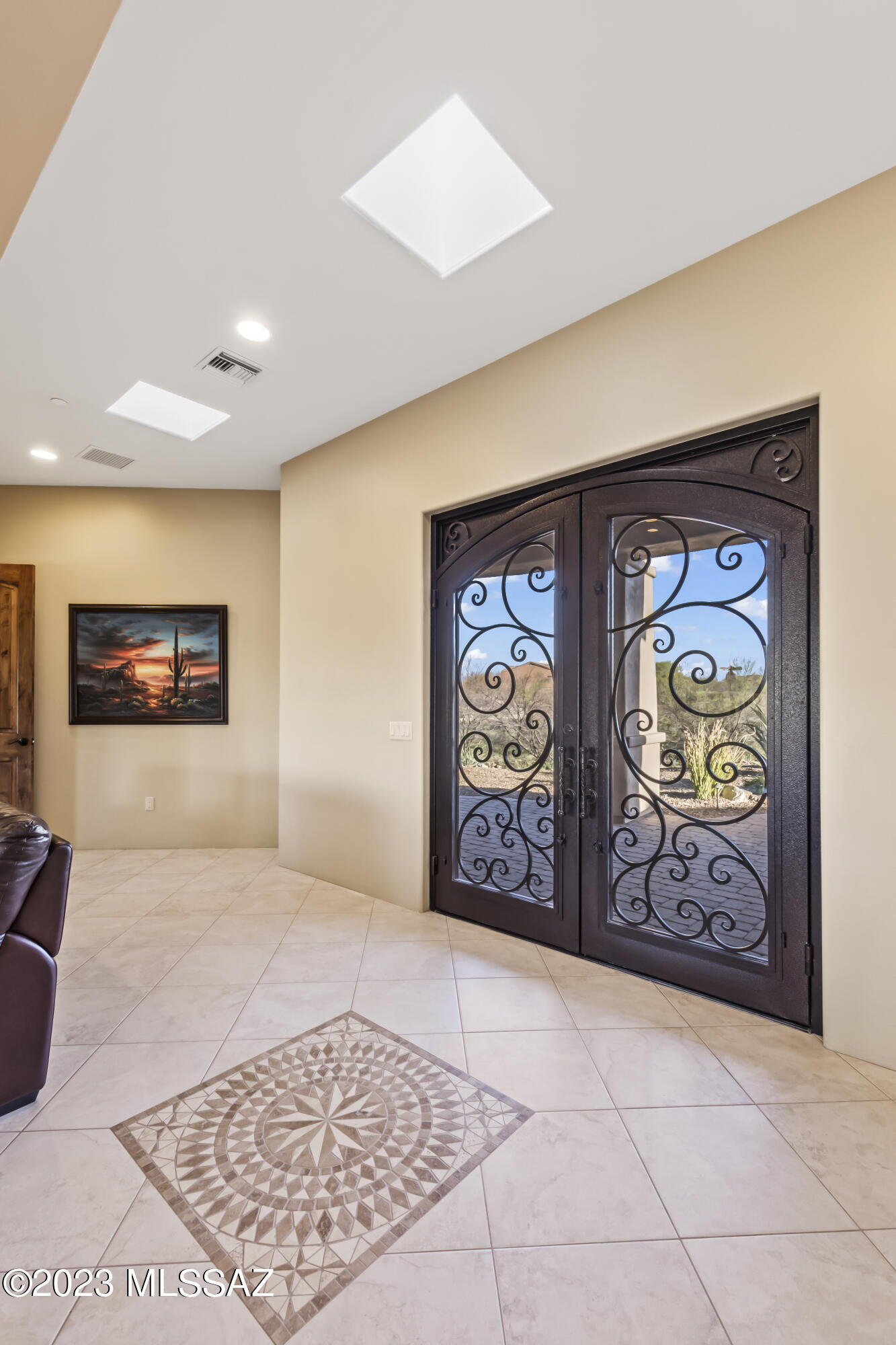 Coyote Creek (1-395) - Residential
