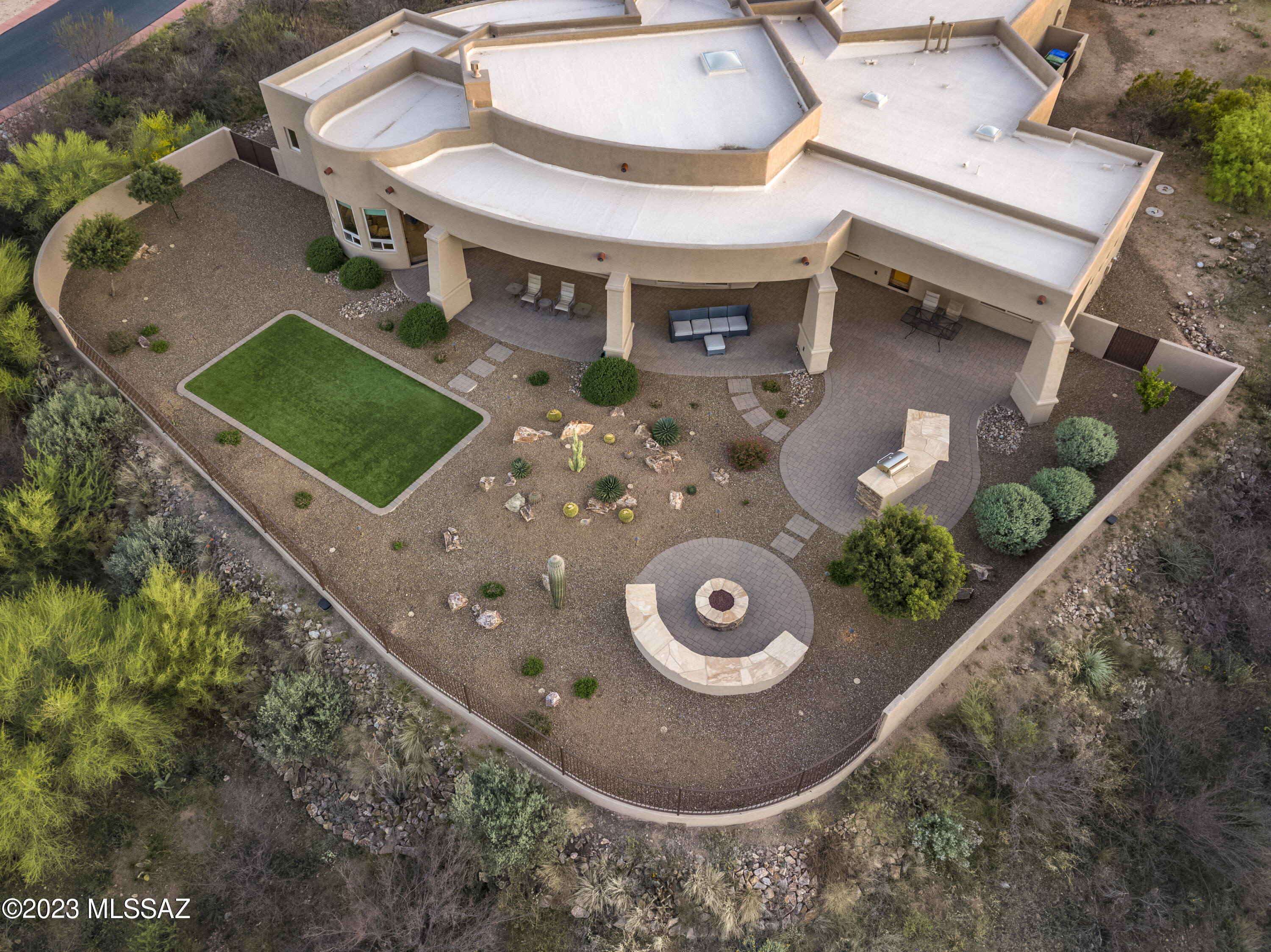 Coyote Creek (1-395) - Residential
