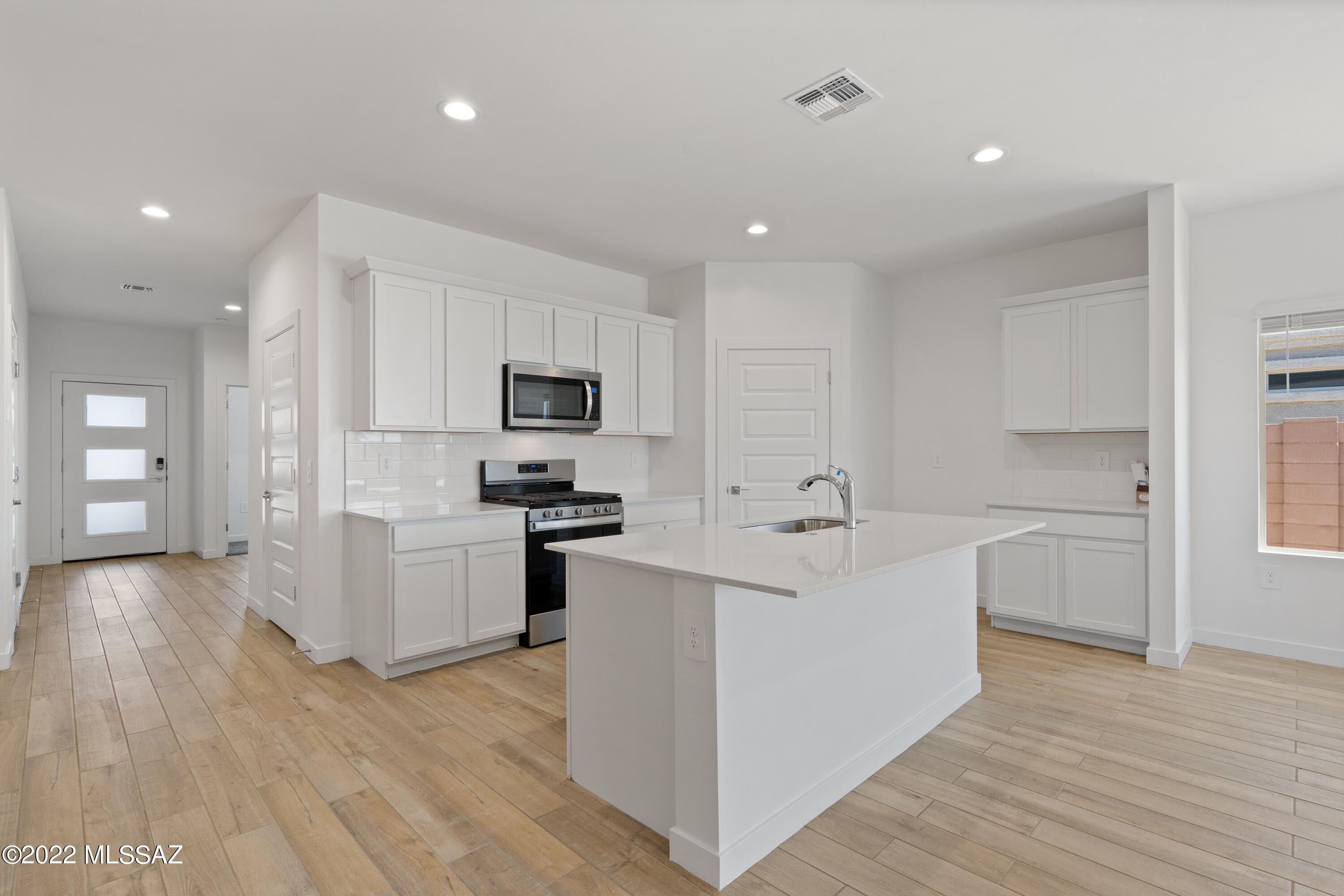 The Village at Barnett - Residential Lease