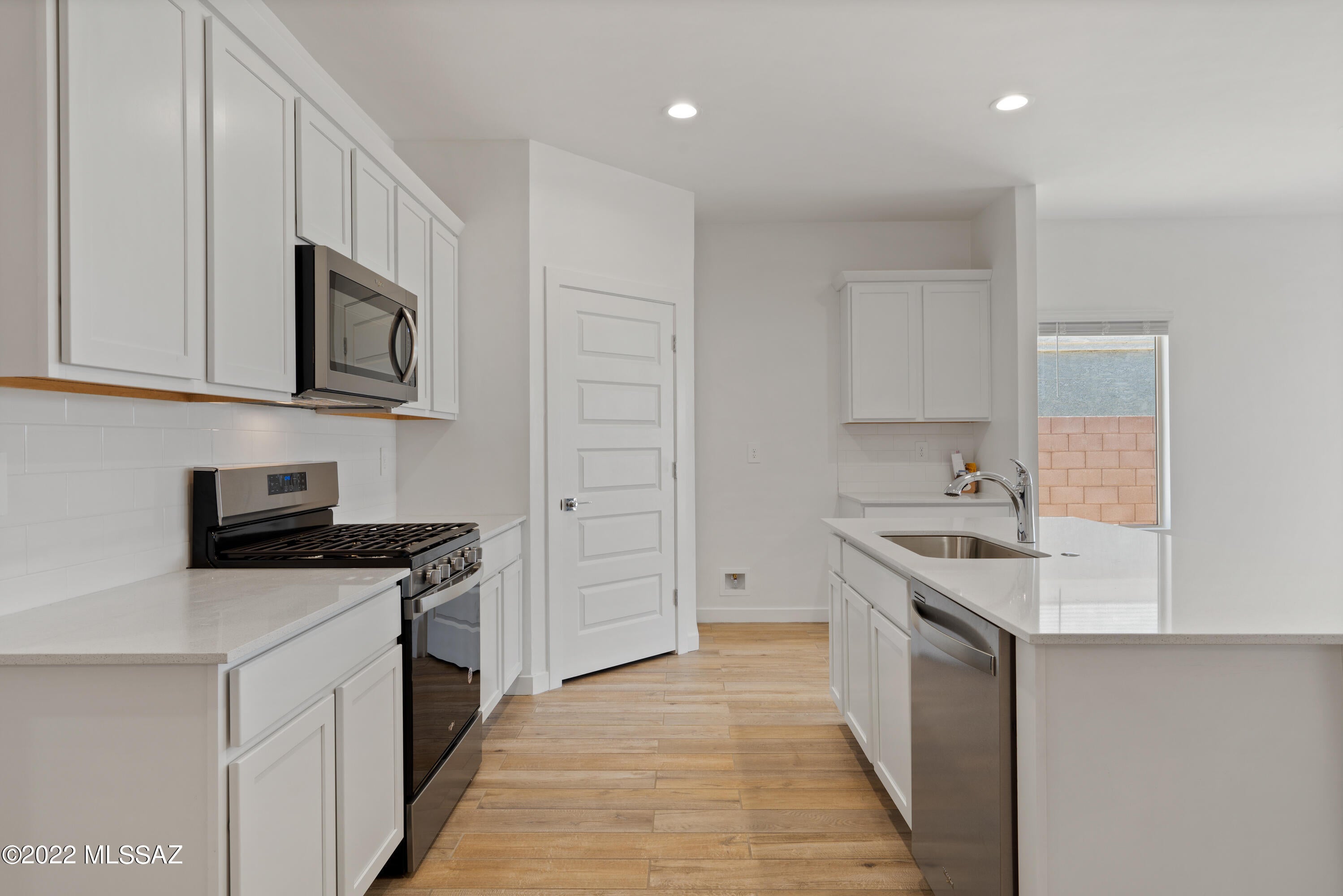 The Village at Barnett - Residential Lease