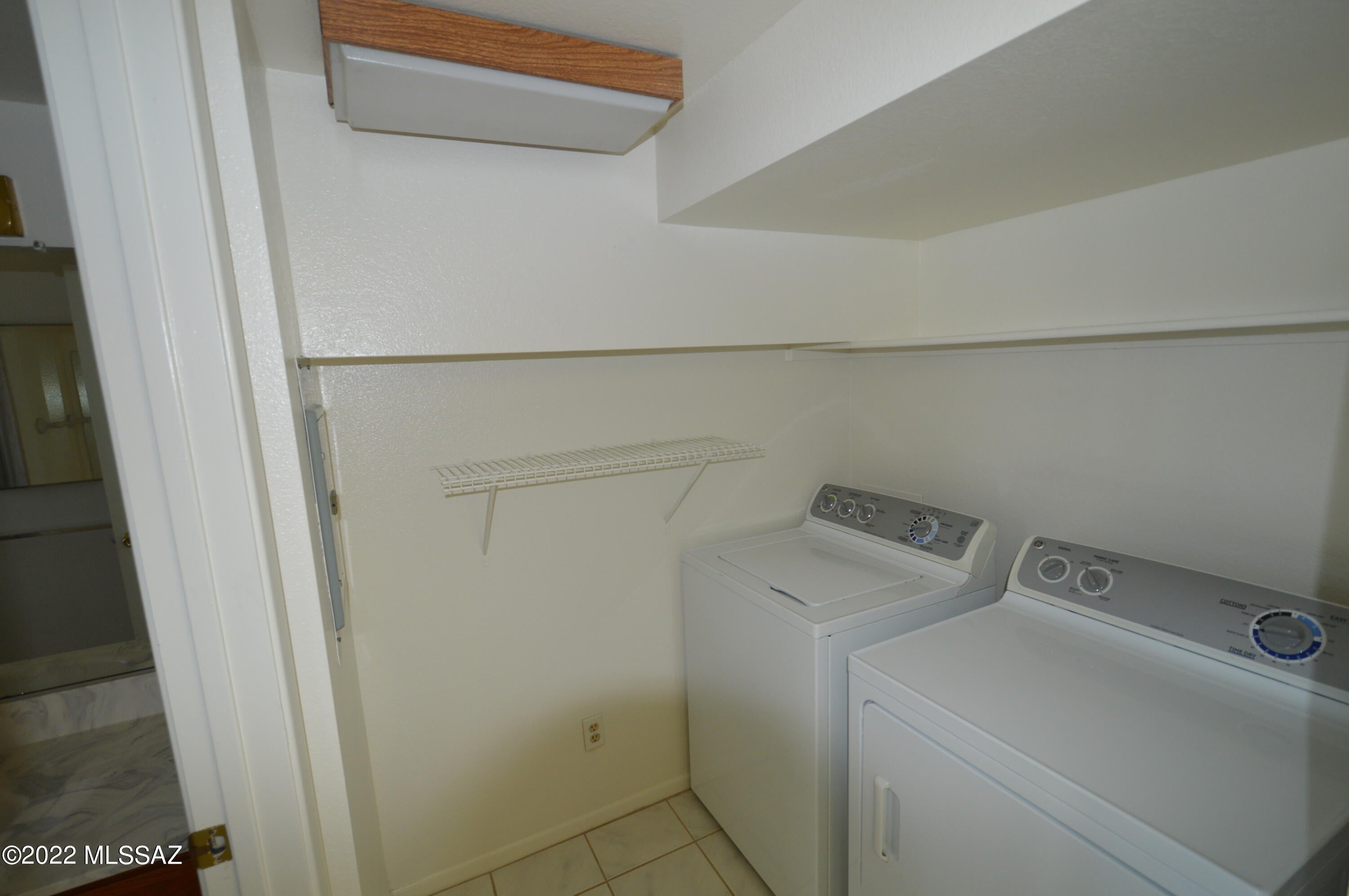 Euclid Point Condos (1-25) - Residential Lease