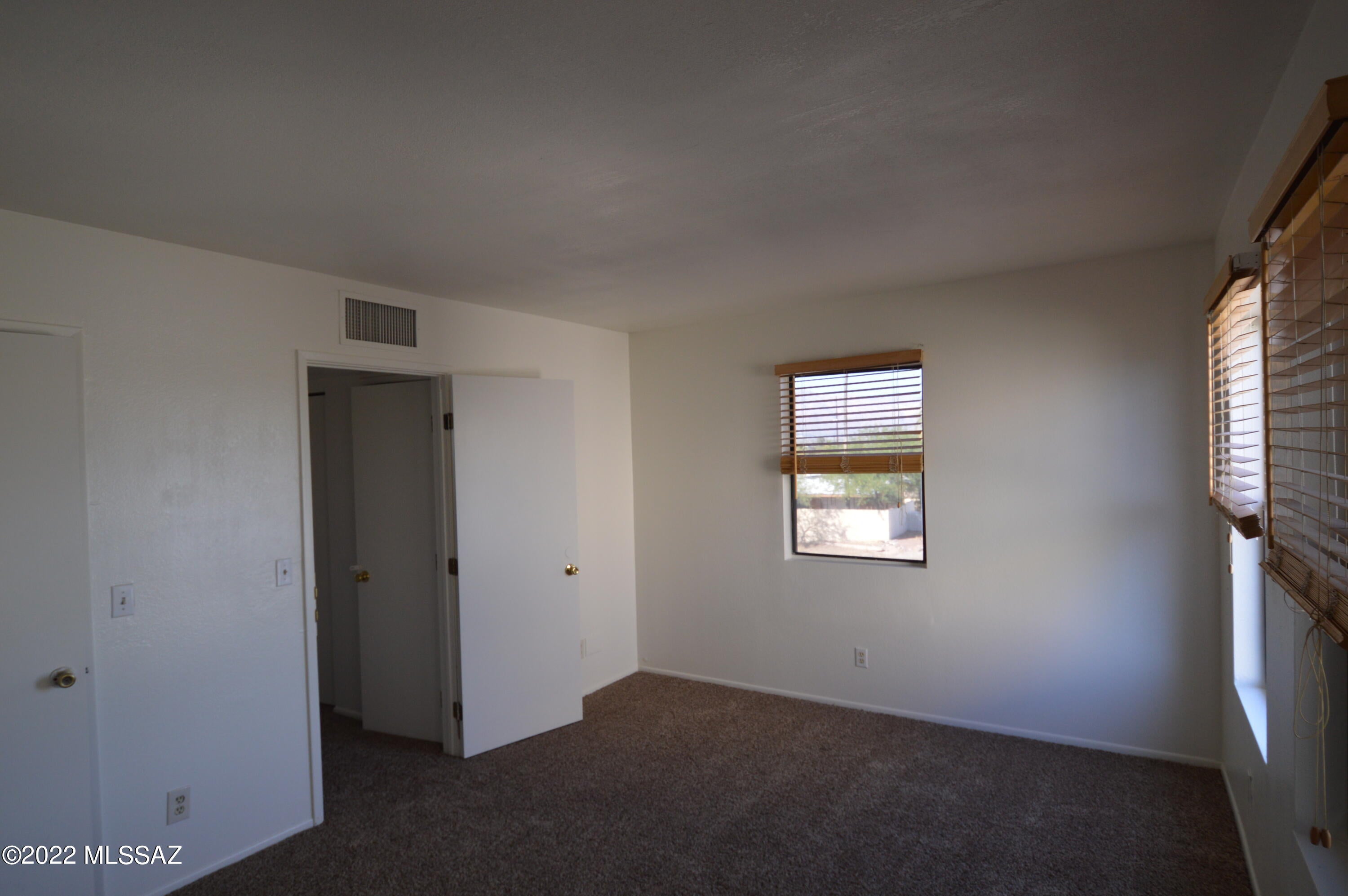 Euclid Point Condos (1-25) - Residential Lease