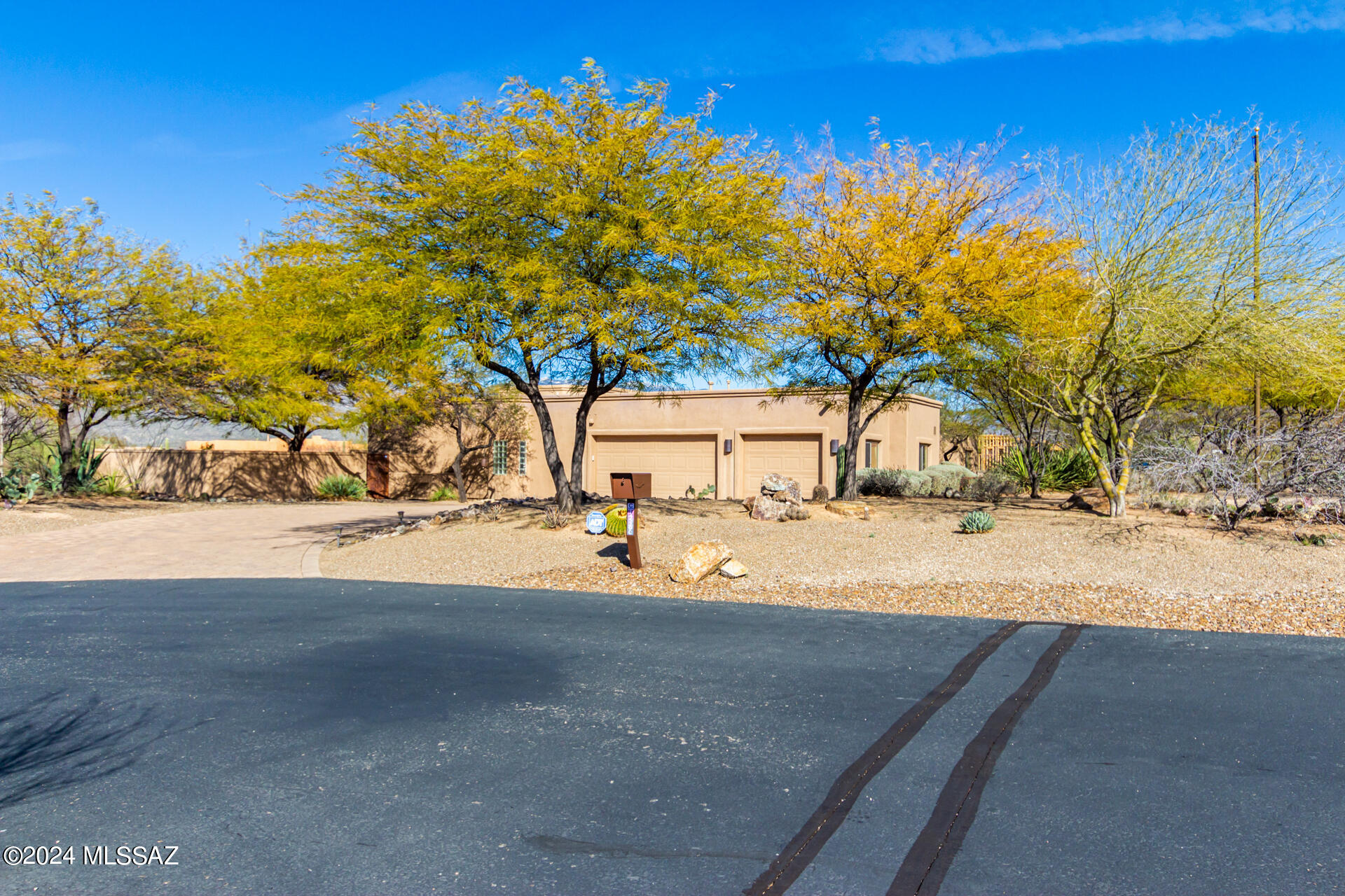 Coyote Creek (1-395) - Residential