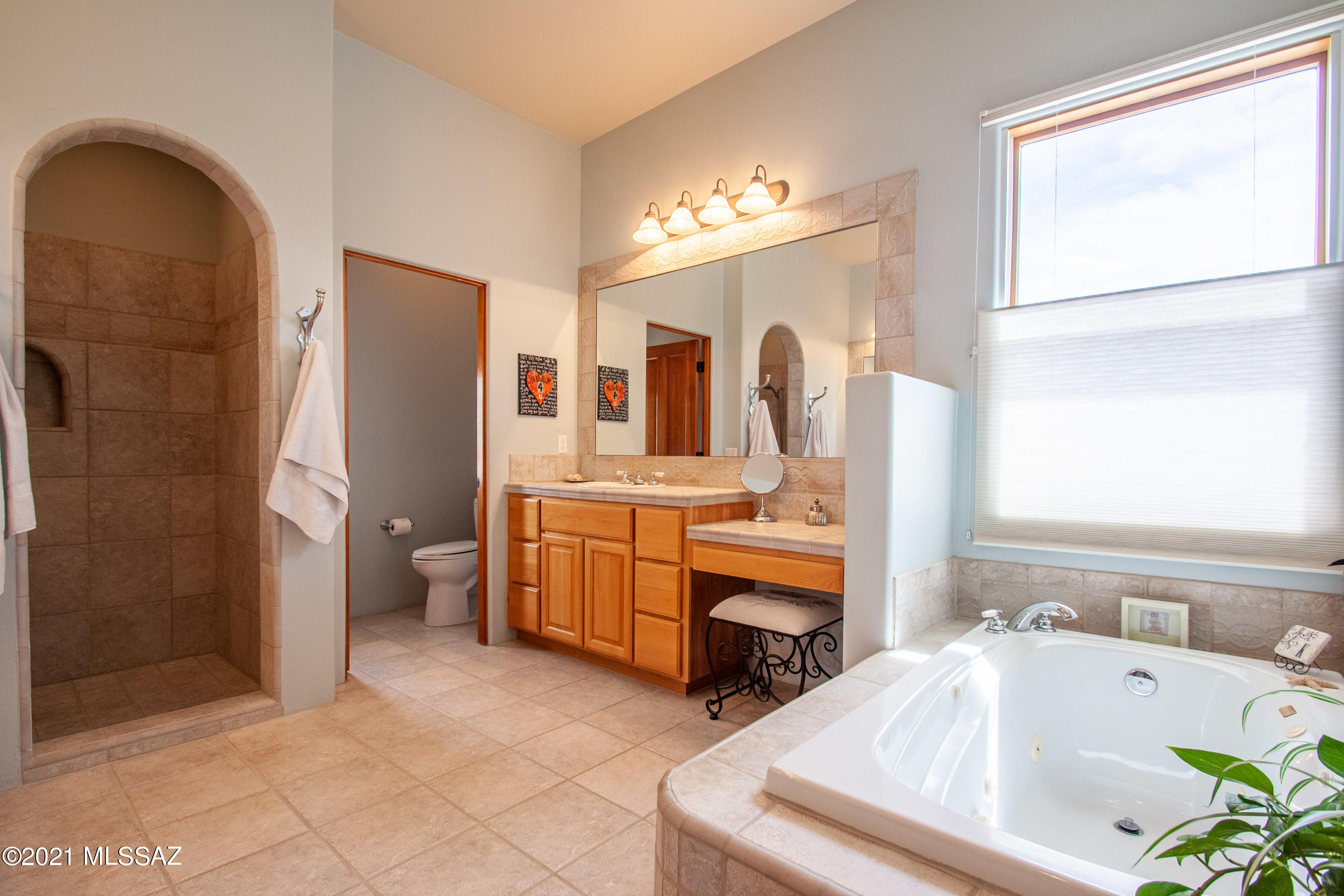 Catalina Foothills Estates NO. 10 (1-72) - Residential