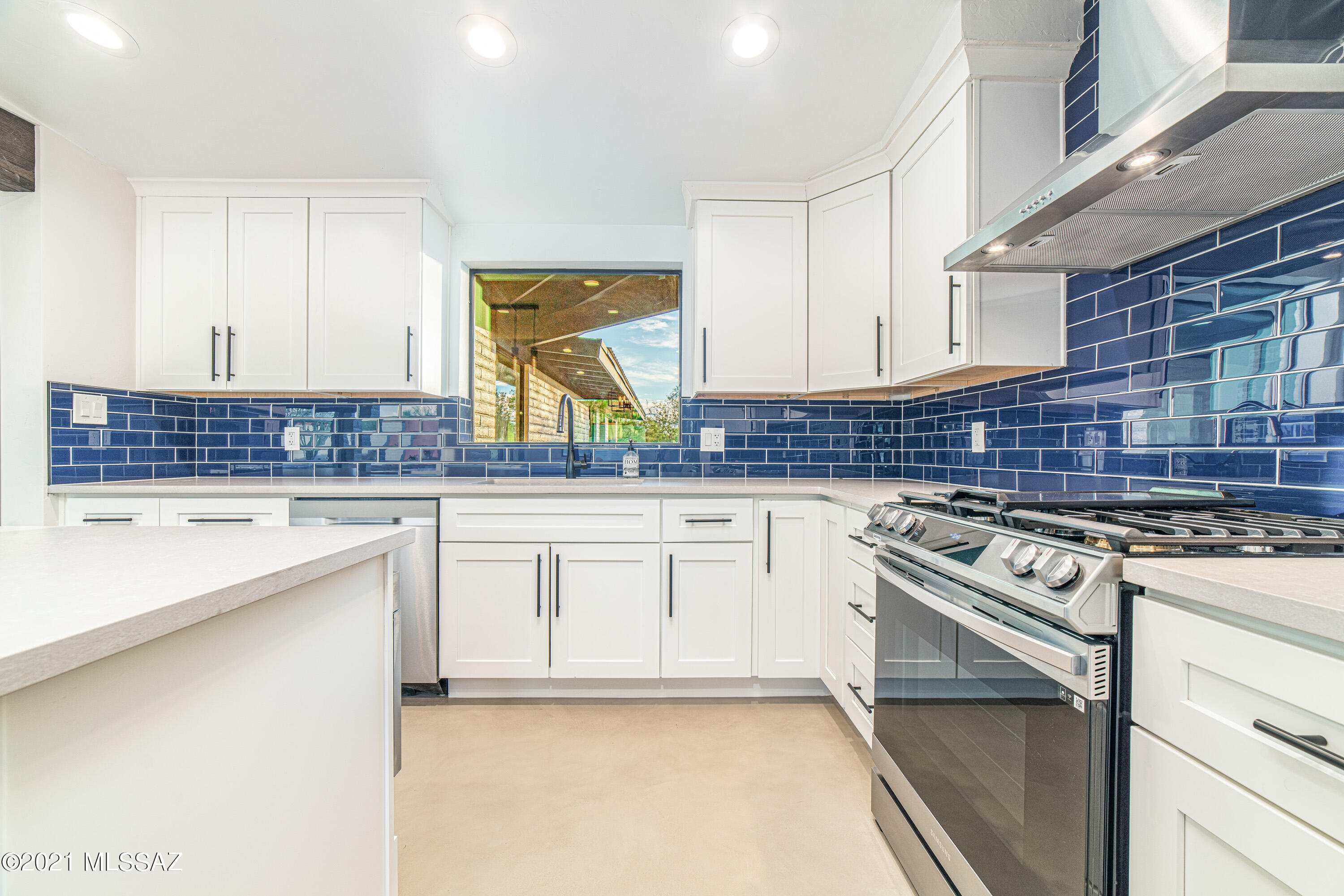 Santa Catalina Estates NO. 4 (1-180) - Residential